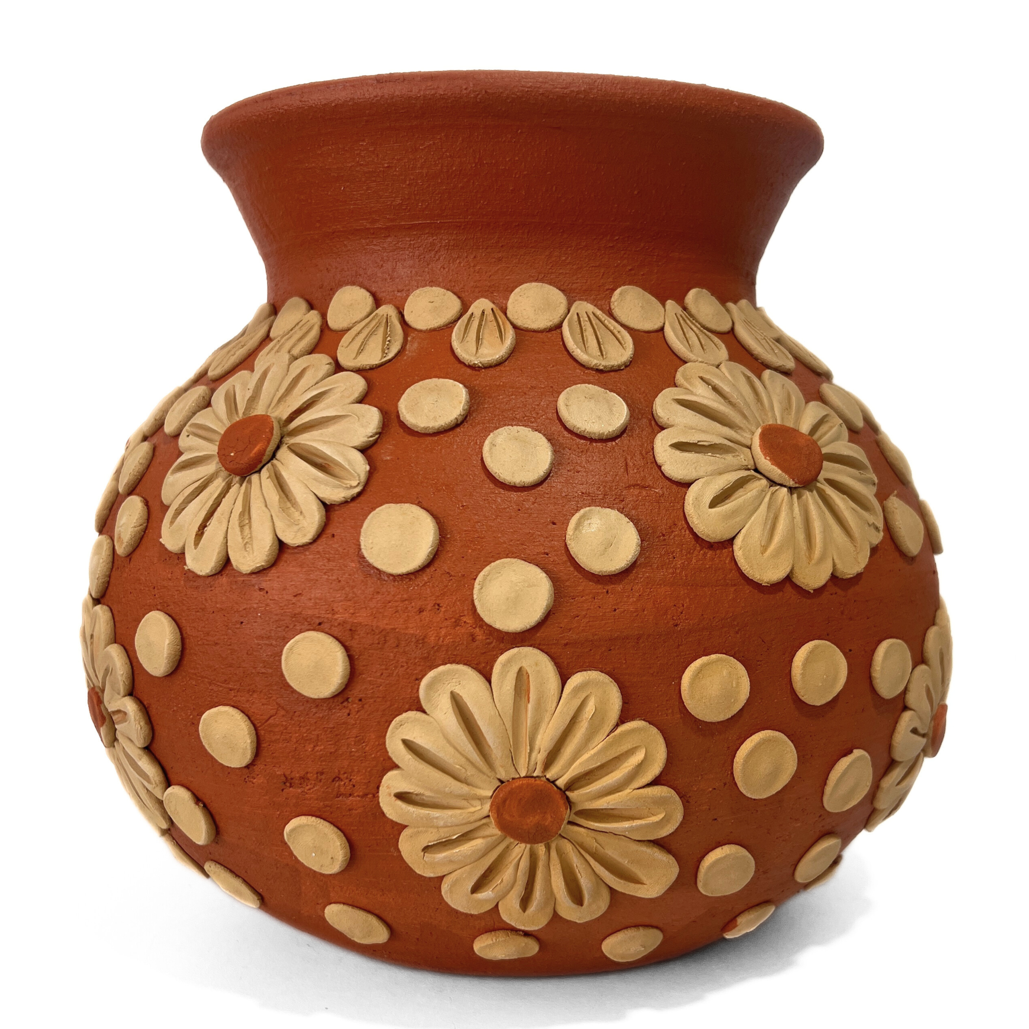 OLLA FLORES Y PUNTOS BARRO ROJO Y BLANCO BORDADO