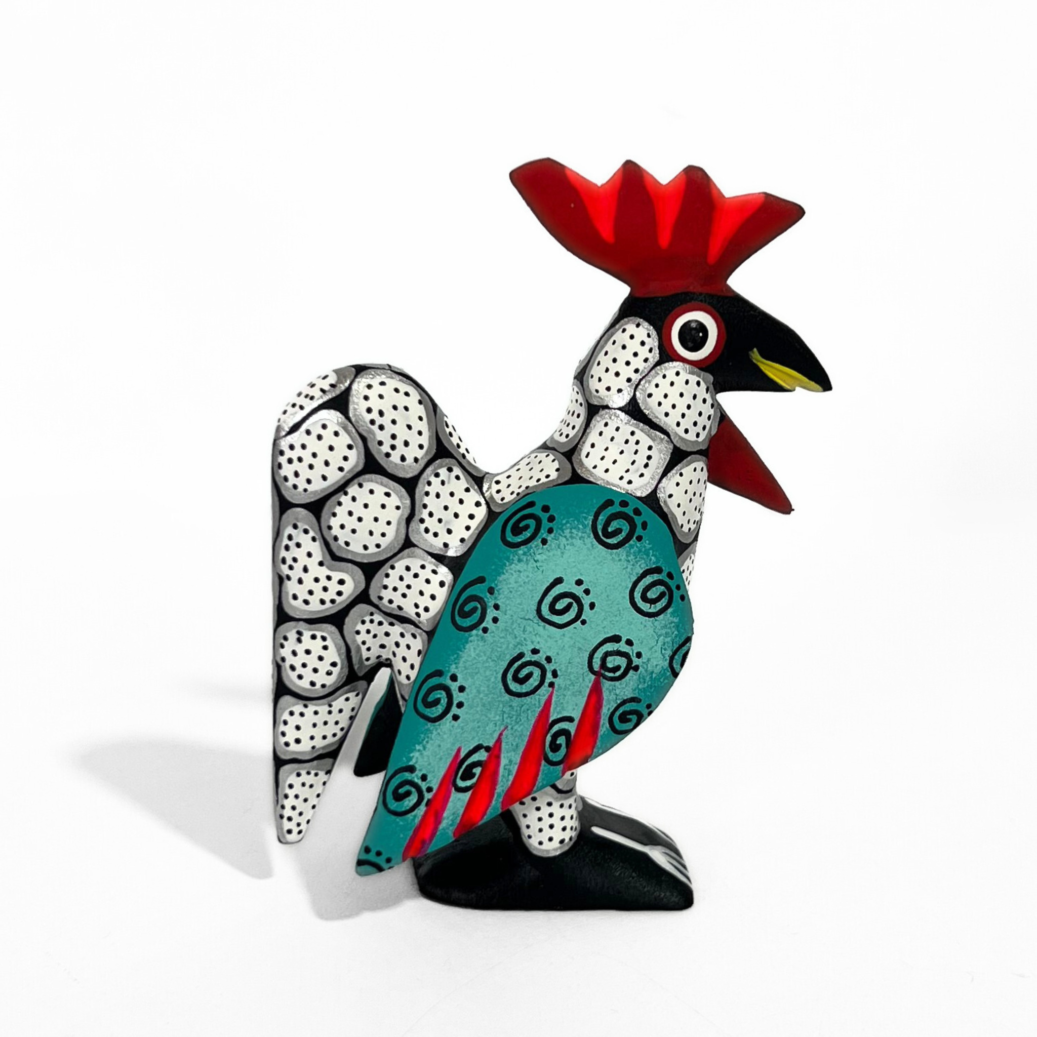 ALEBRIJE DE MADERA GALLO NEGRO CON BLANCO