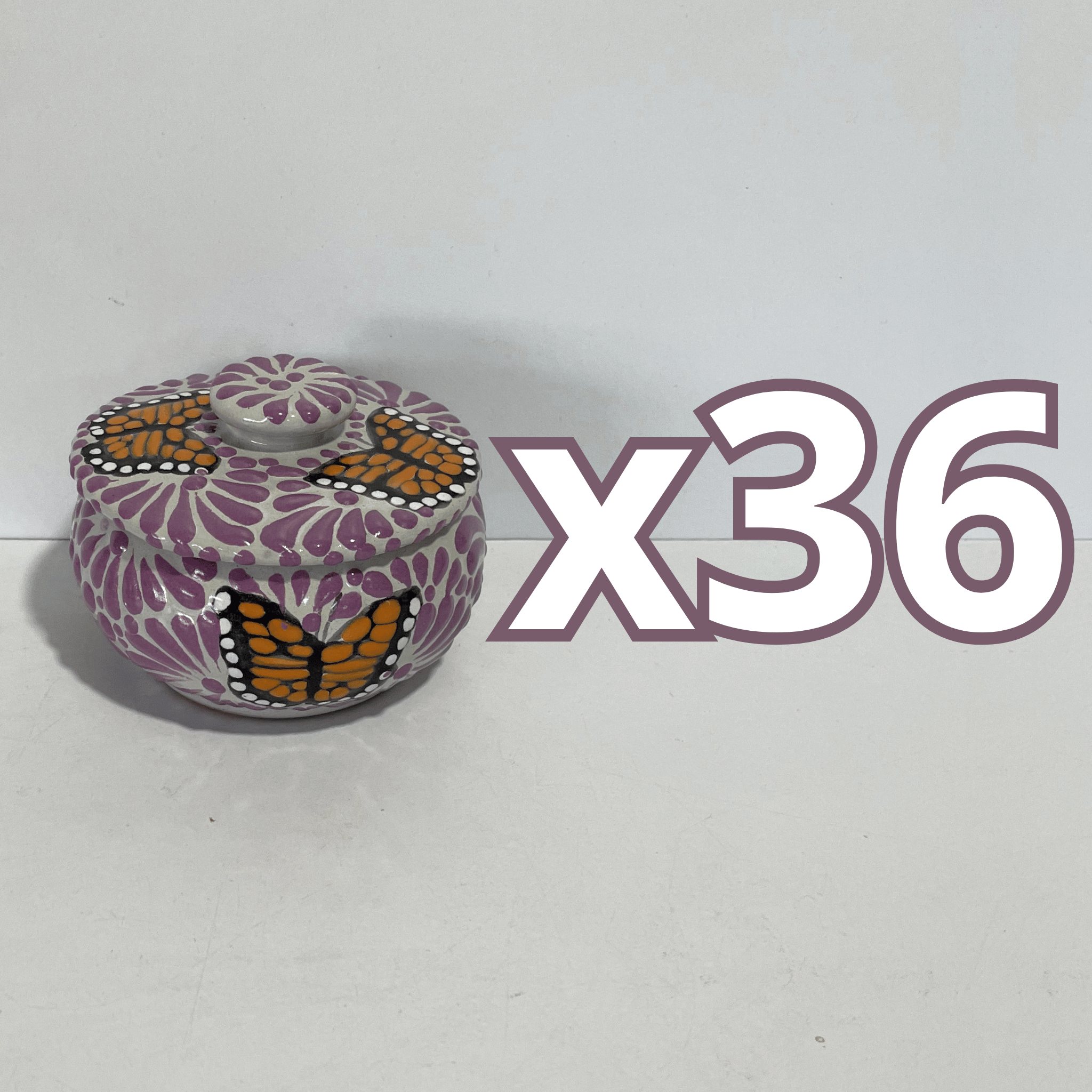 ALHAJERO TAPA BOTON NO PERSONALIZADO FONDO TRADICIONAL MIK MORADO MARIPOSAS