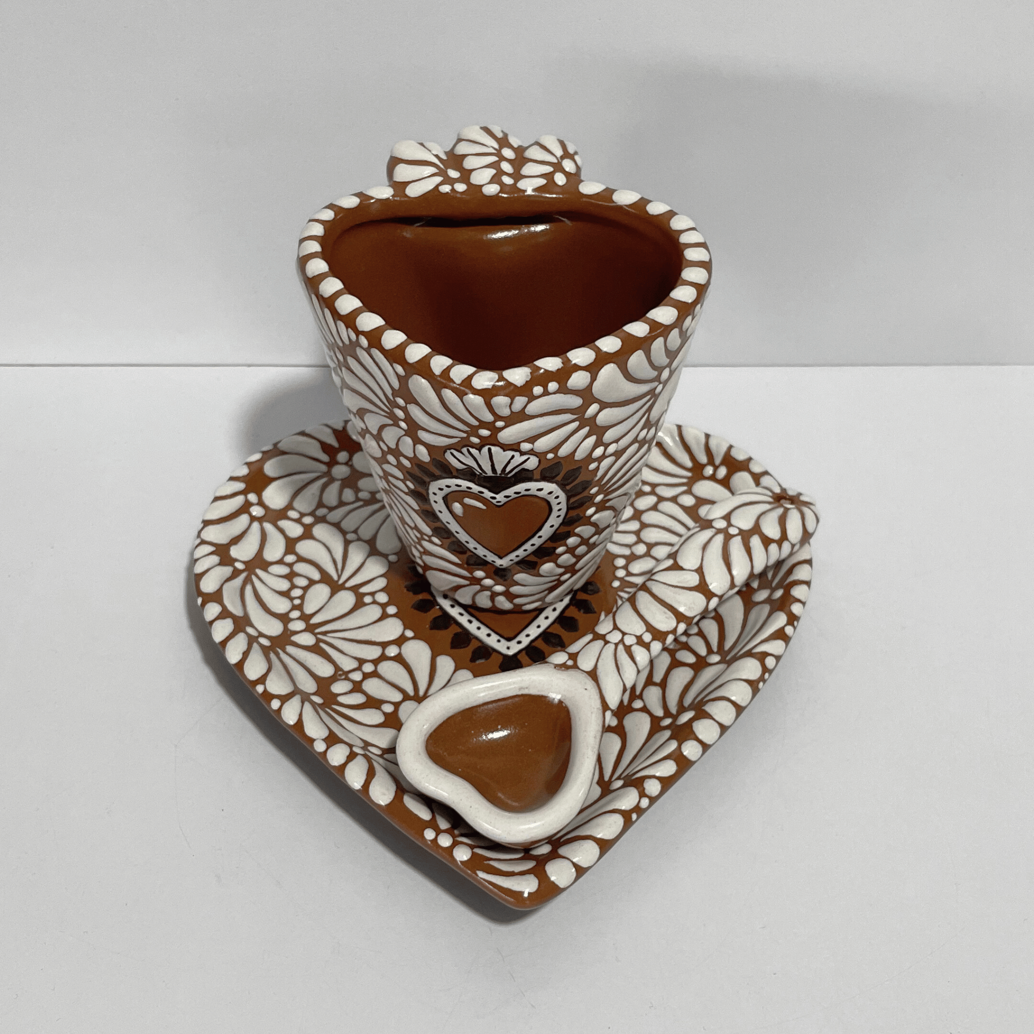 SET 3 PIEZAS FORMA CORAZON FONDO CAFE MIK BLANCO SAGRADO CORAZON CAFE