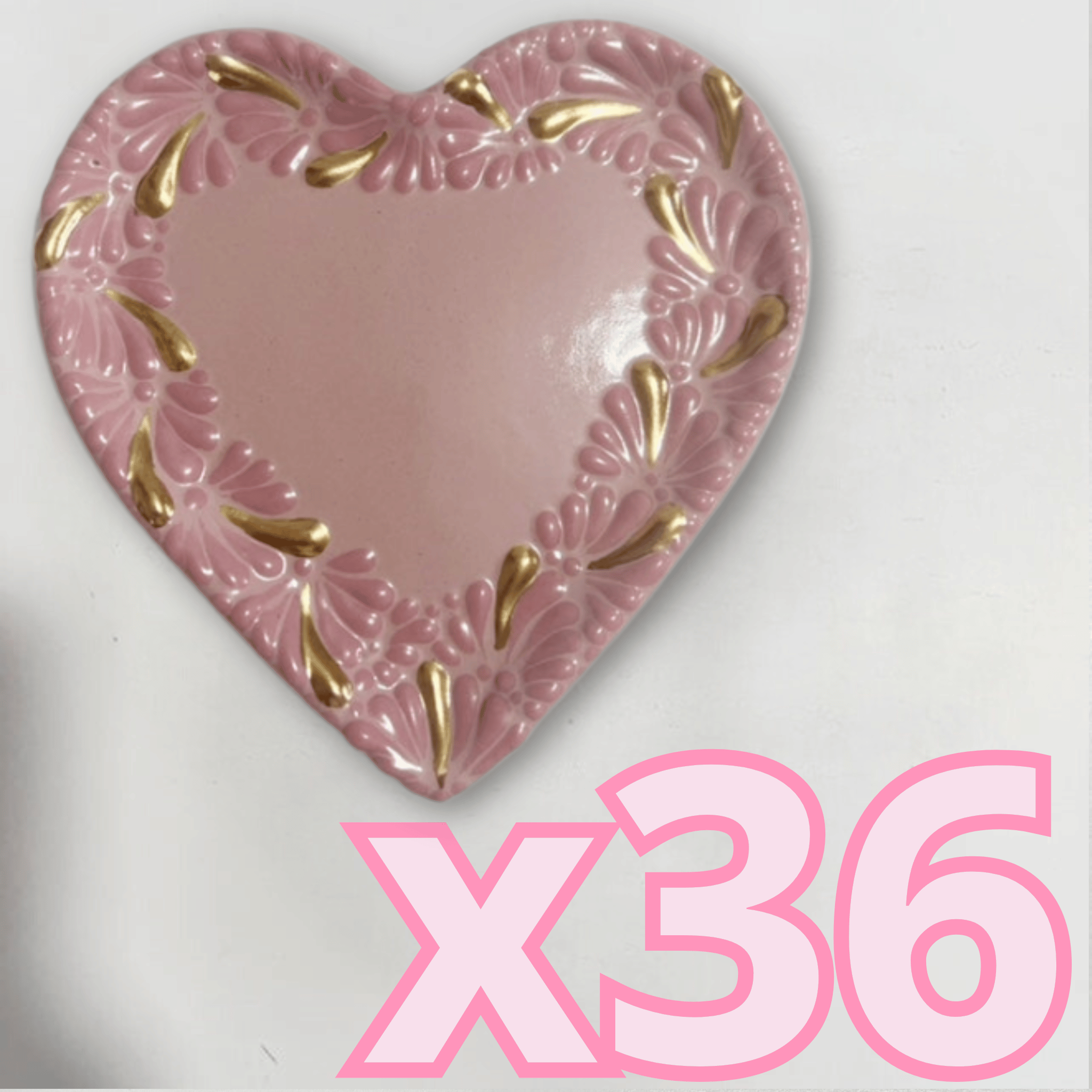 PLATO DE CORAZON 16 CM FONDO ROSA MIK CENEFA ROSA DESTELLOS DE ORO