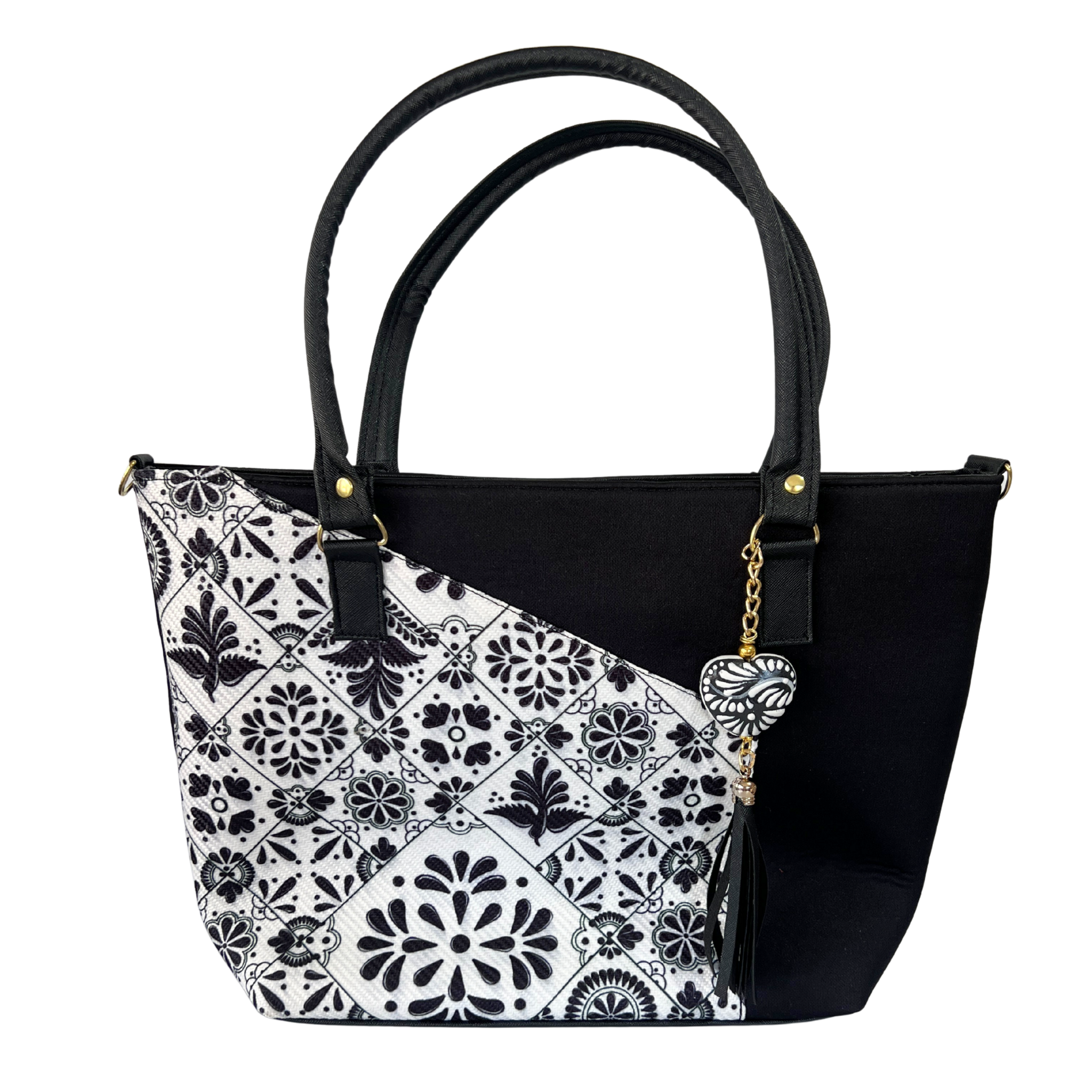 BOLSA COLOR NEGRO ESTILO TALAVERA CON LLAVERO NEGRO