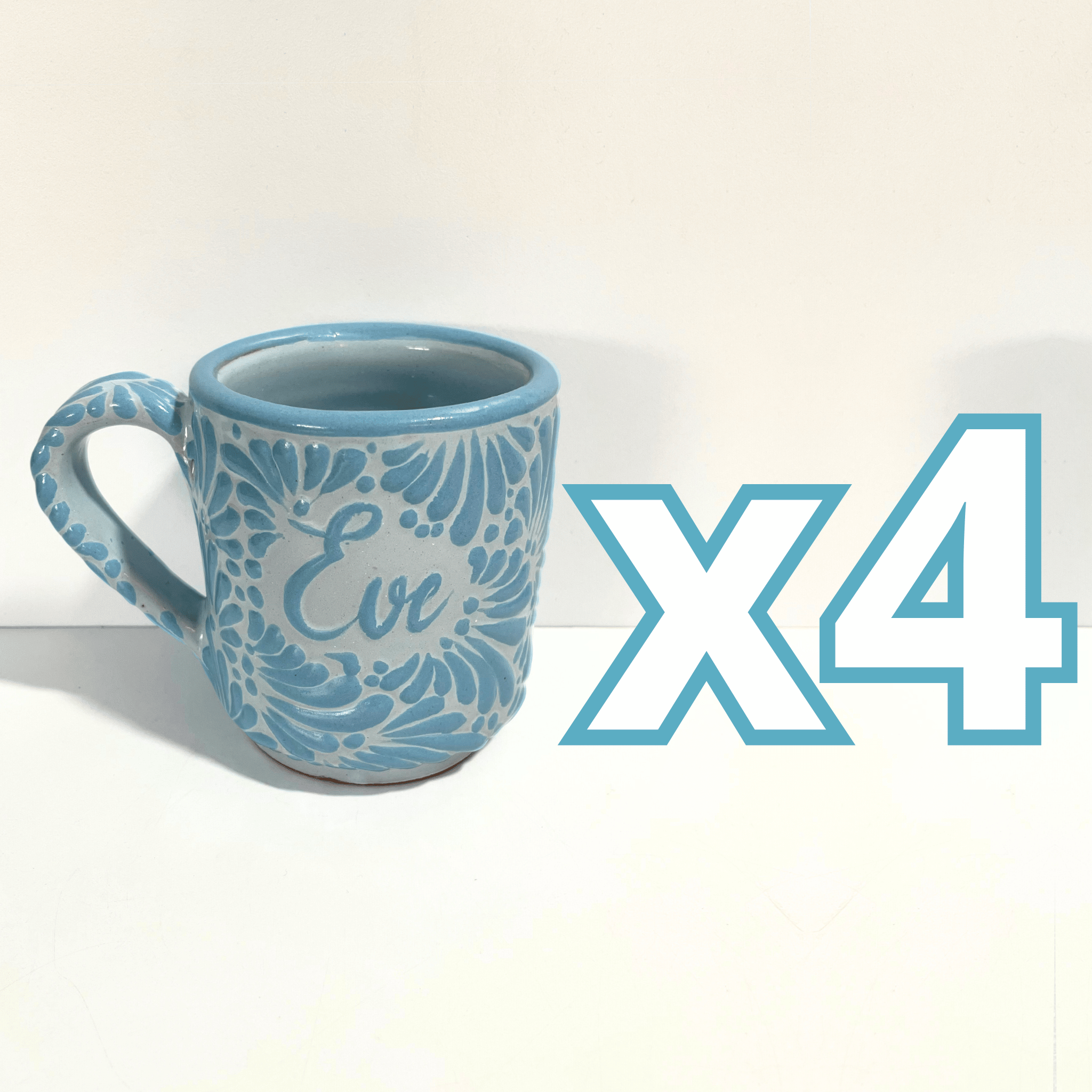 TAZA RECTA ESTANDAR PERSONALIZADA FONDO BABY BLUE MIK AZUL PASTEL NOMBRE