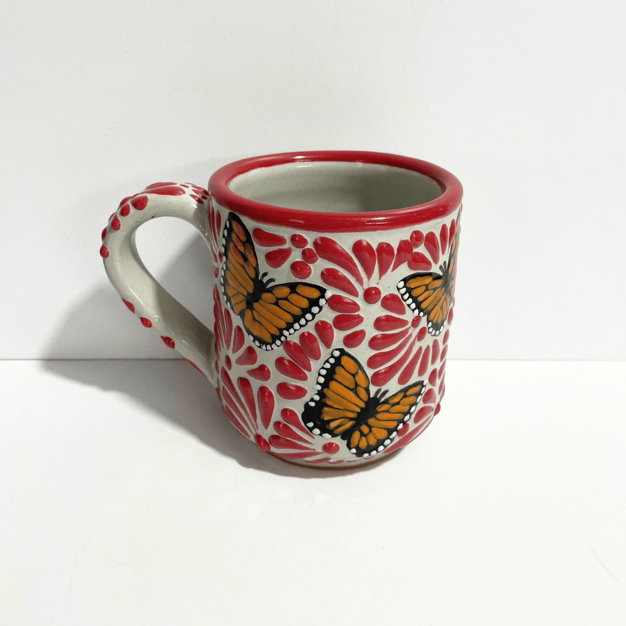 TAZA RECTA ESTANDAR FONDO TRADICIONAL MIK ROJO MARIPOSAS