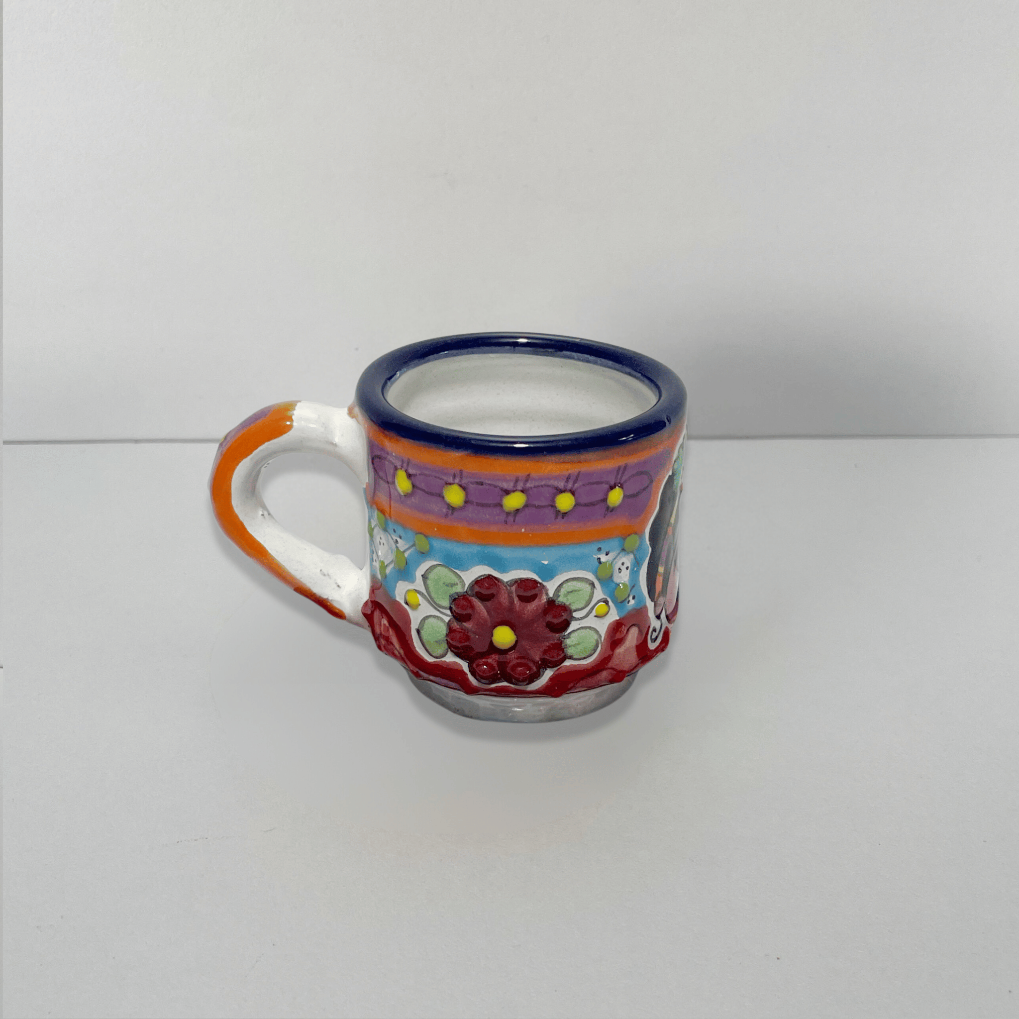 TAZA EXPRESO FONDO BLANCO DECORADO MULTICOLOR MEXICANITA