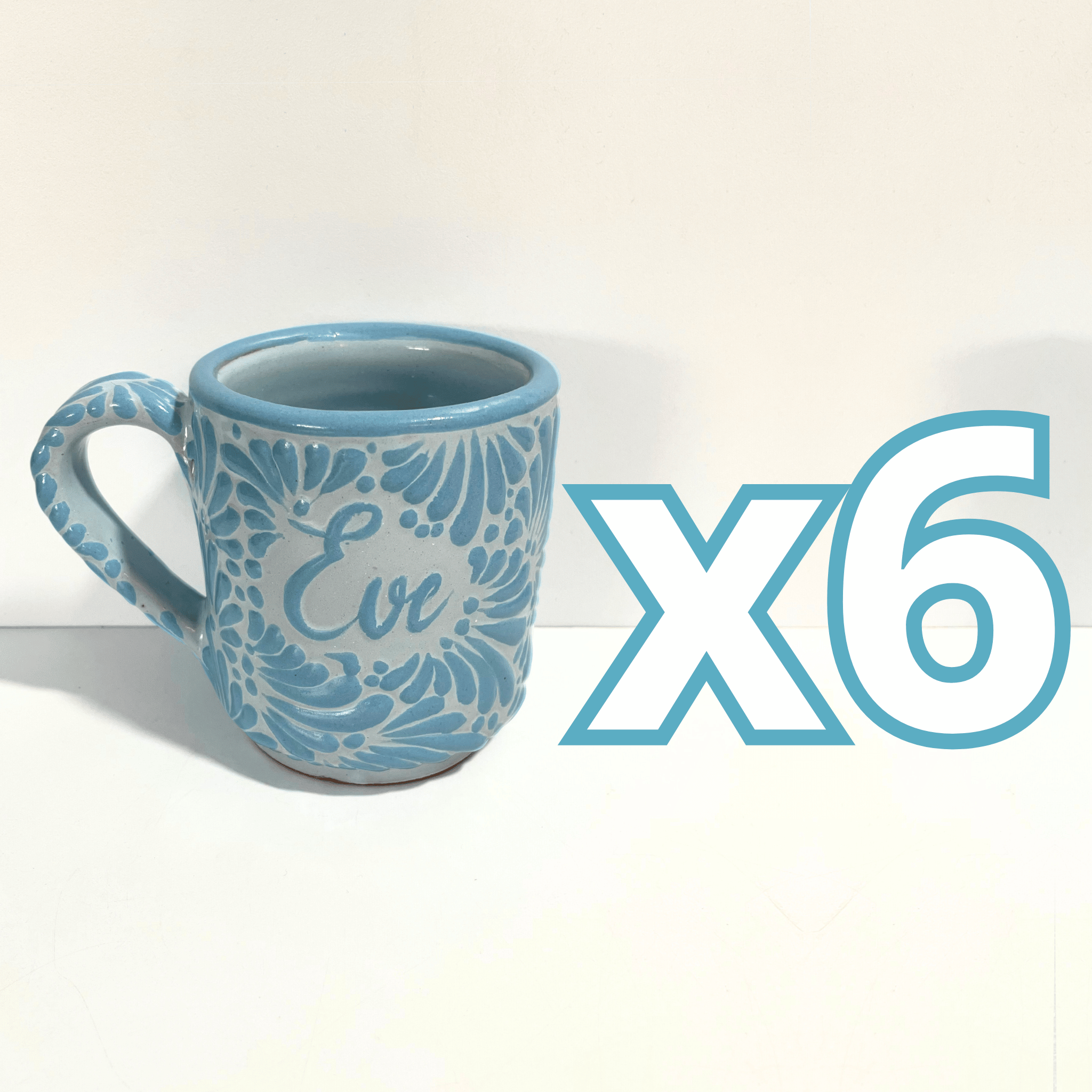 TAZA RECTA ESTANDAR PERSONALIZADA FONDO BABY BLUE MIK AZUL PASTEL NOMBRE