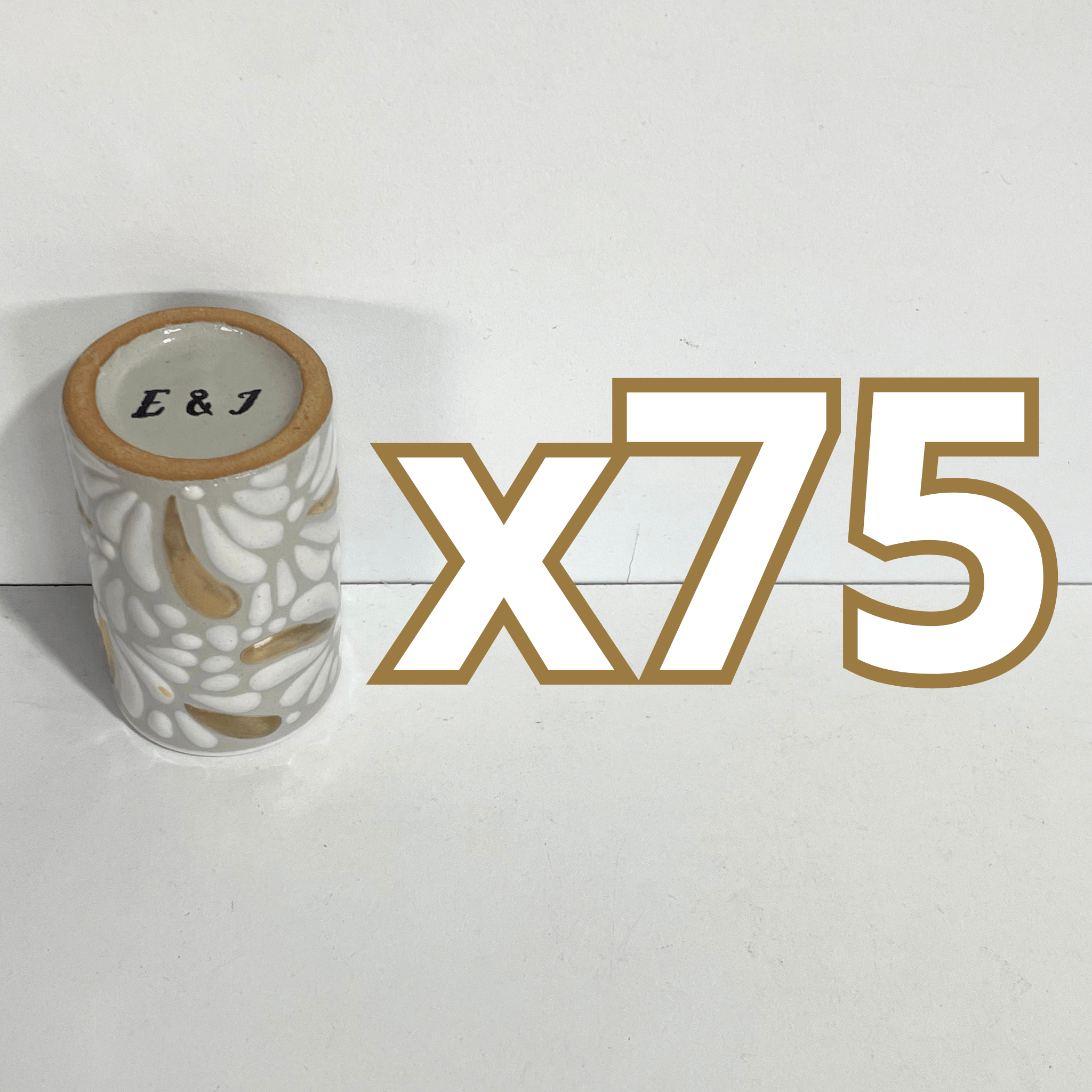 TEQUILERO DESTELLOS DE ORO PERSONALIZADO EN LA BASE FONDO TRADICIONAL MIK BLANCO INICIALES