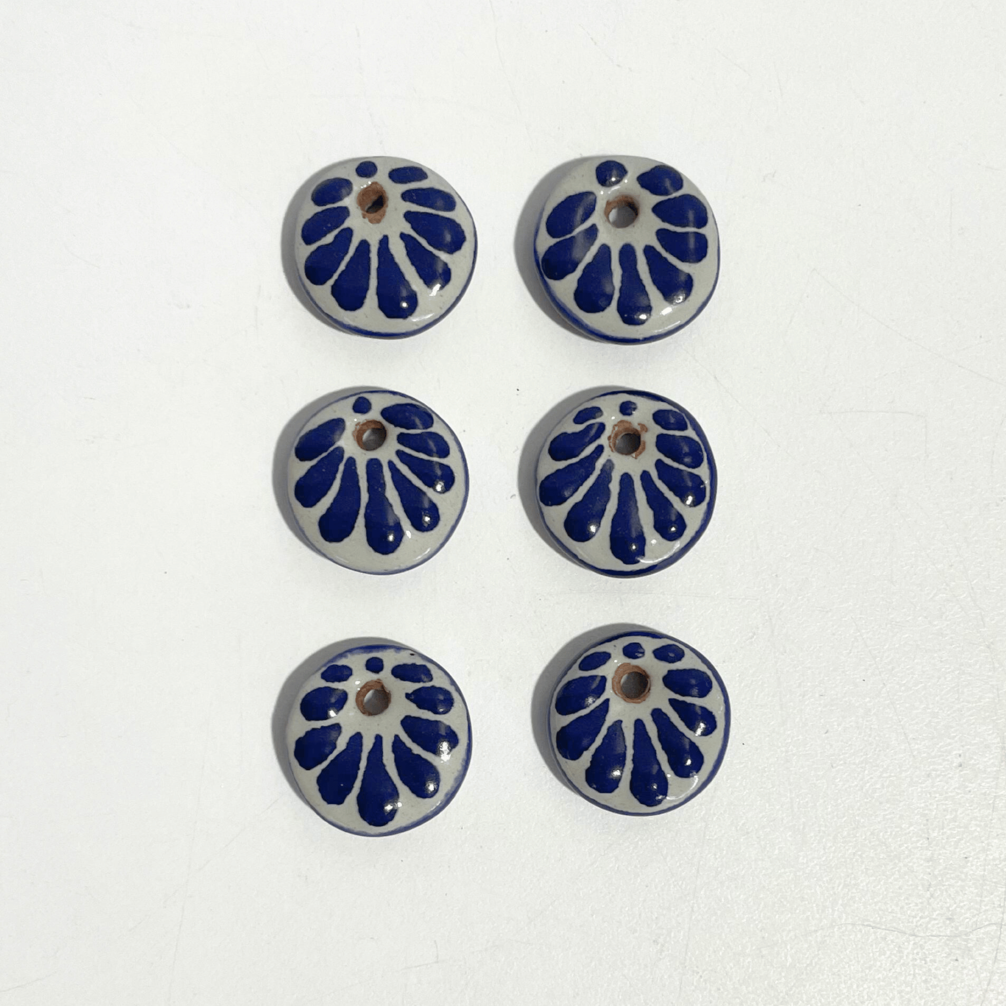 CIRCULO "# 4" 2.4 CM FONDO TRADICIONAL DECORADO AZUL COBALTO