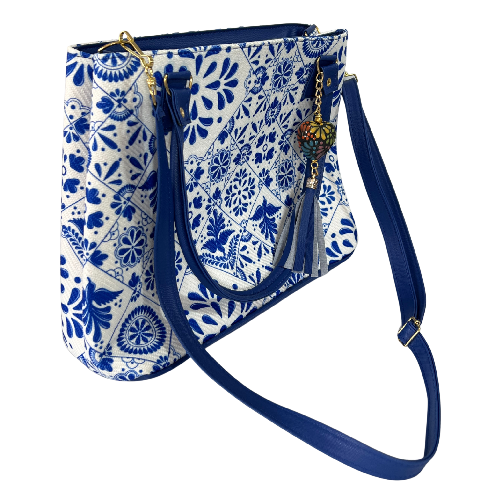 BOLSA COLOR AZUL COBALTO ESTILO TALAVERA CON LLAVERO NEGRO MULTICOLOR