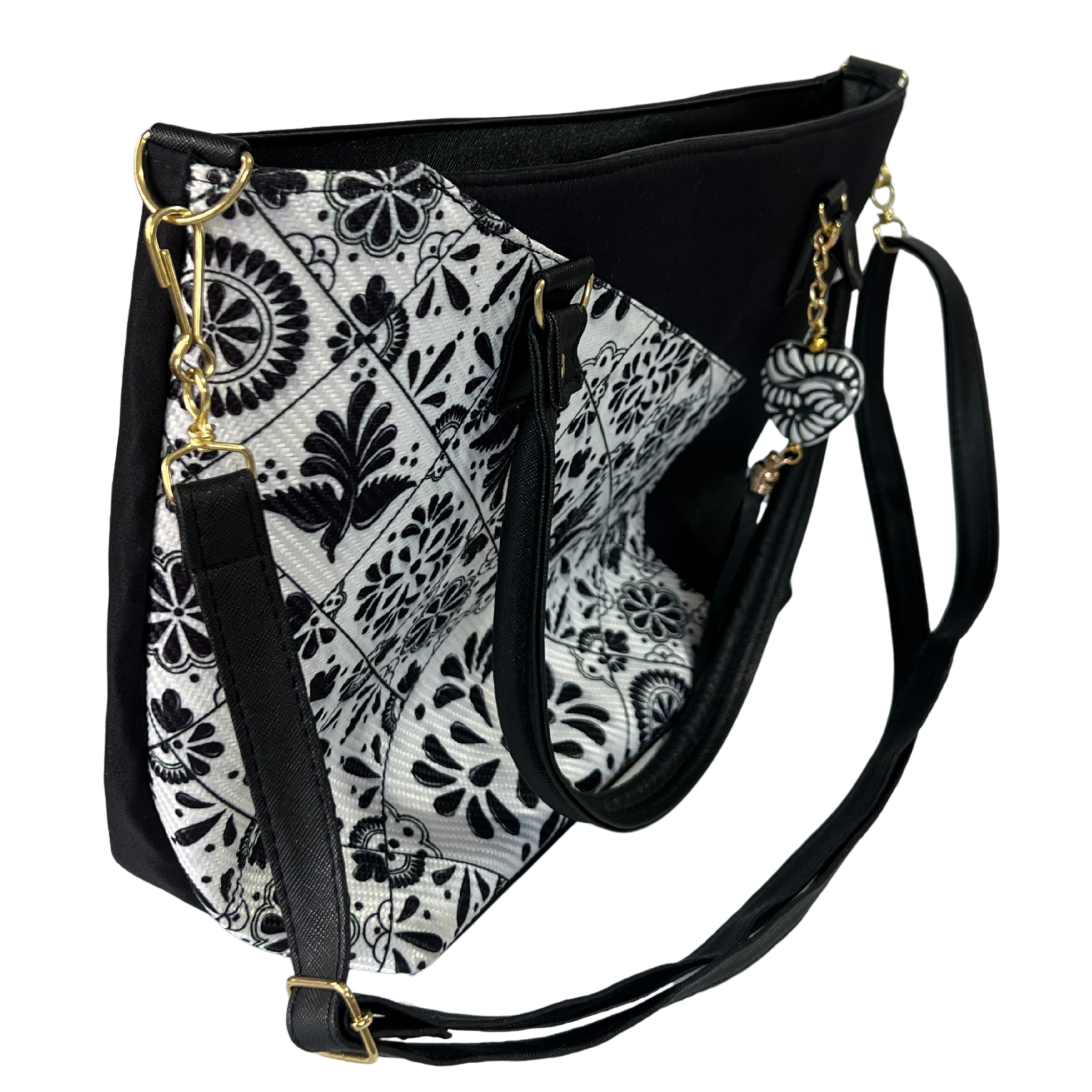 BOLSA COLOR NEGRO ESTILO TALAVERA CON LLAVERO NEGRO