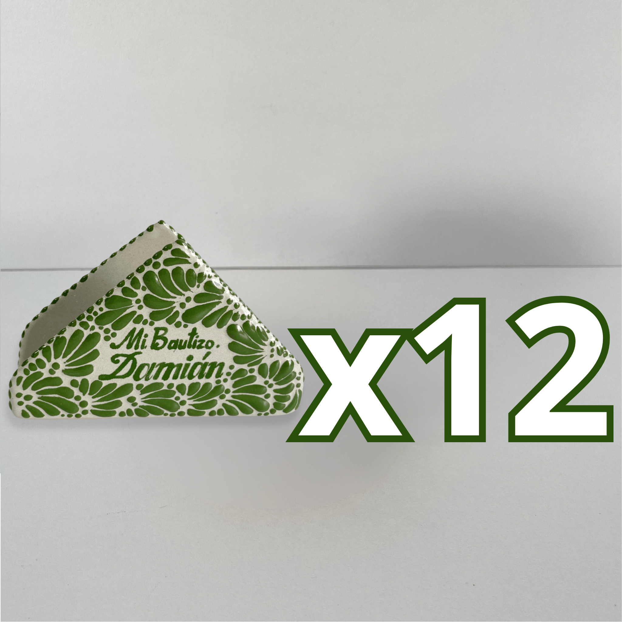 PAQUETE SERVILLETERO PERSONALIZADO FONDO TRADICIONAL MIK VERDE MI BAUTIZO NOMBRE