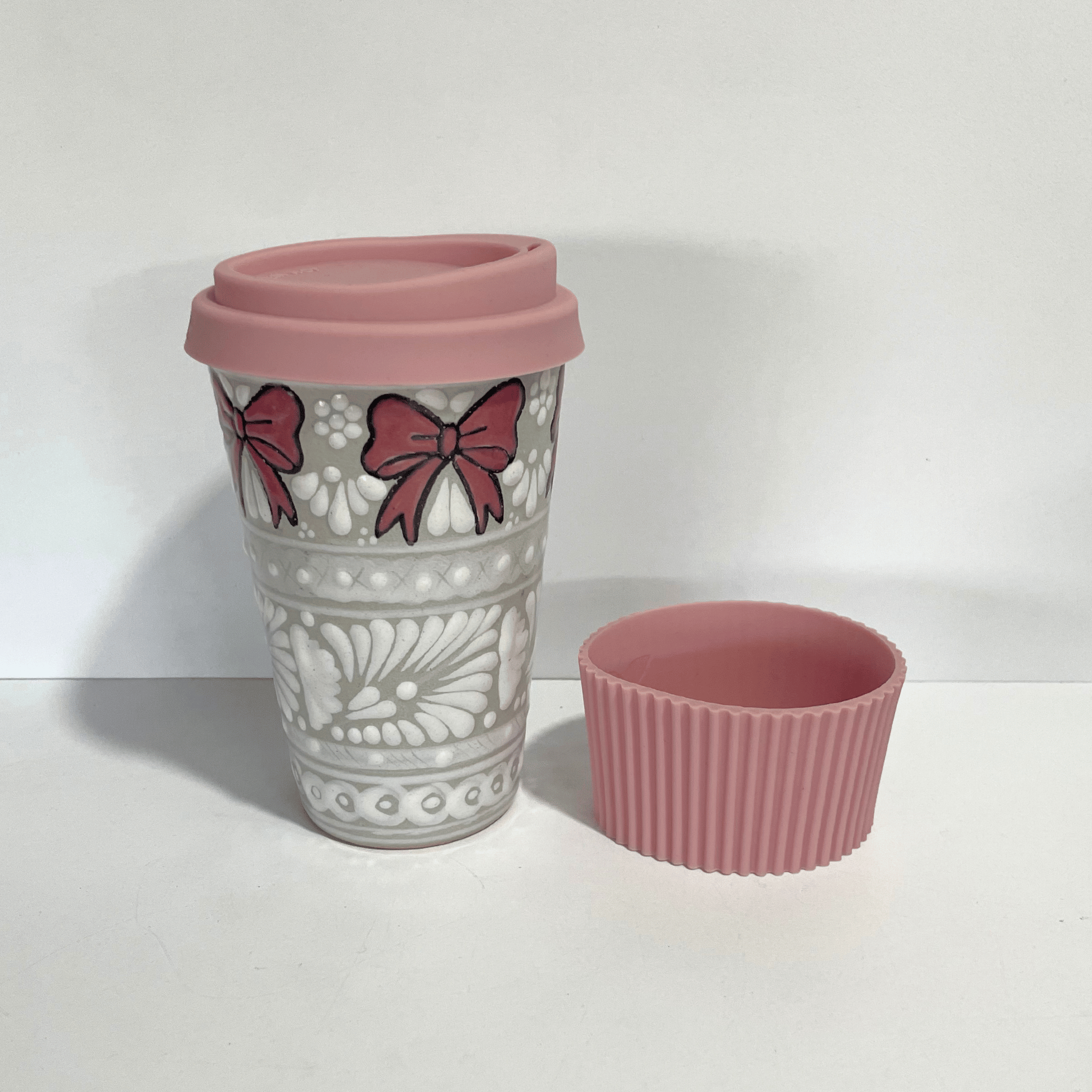 TERMO 15 CM SIN ASA FONDO TRADICIONAL CENEFA BLANCO FRANJA MOÑOS ROSA