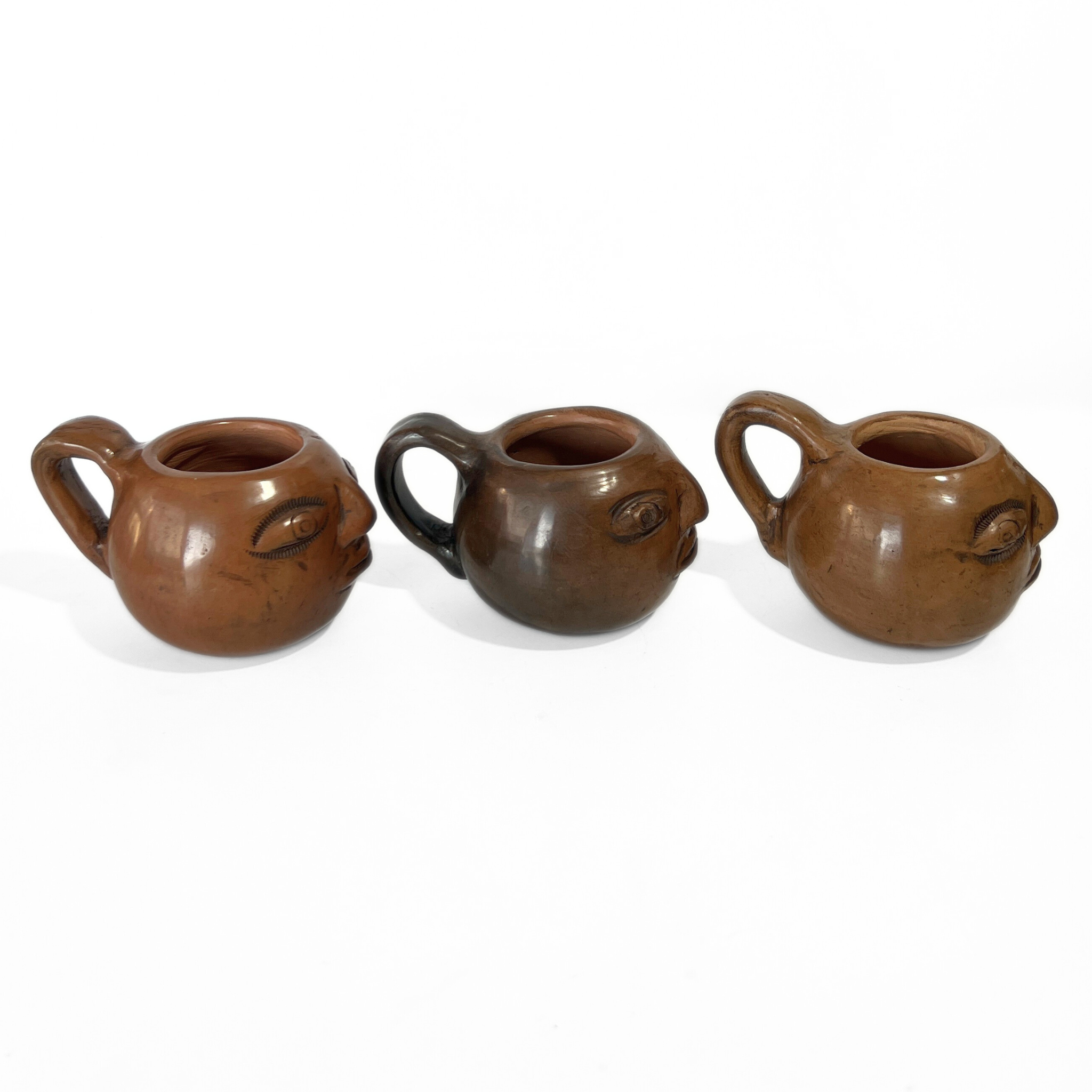 PAQUETE MINI TAZA BARRO BRUÑIDO CARITA OJOS ABIERTOS