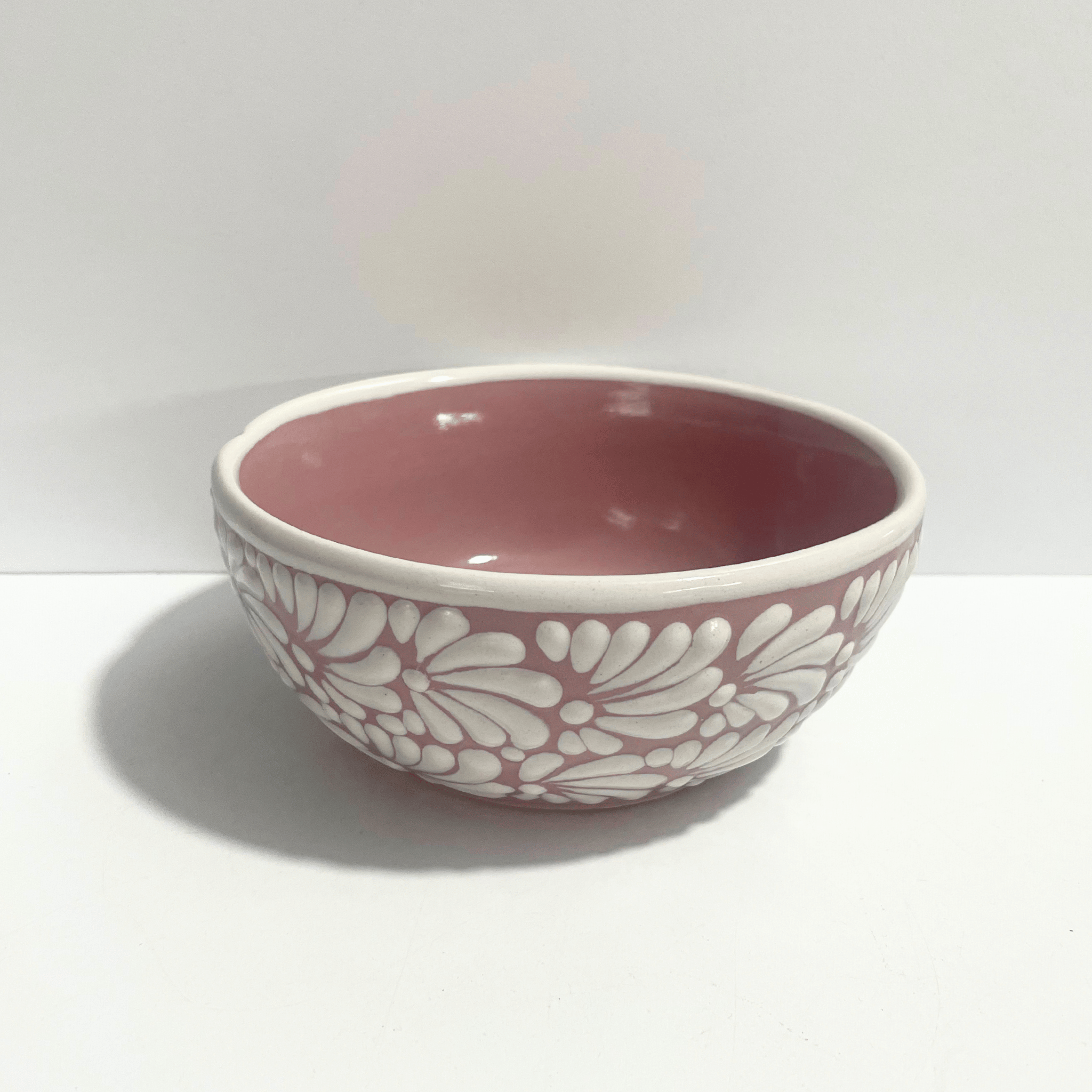 TAZON 15 CM FONDO ROSA MIK BLANCO