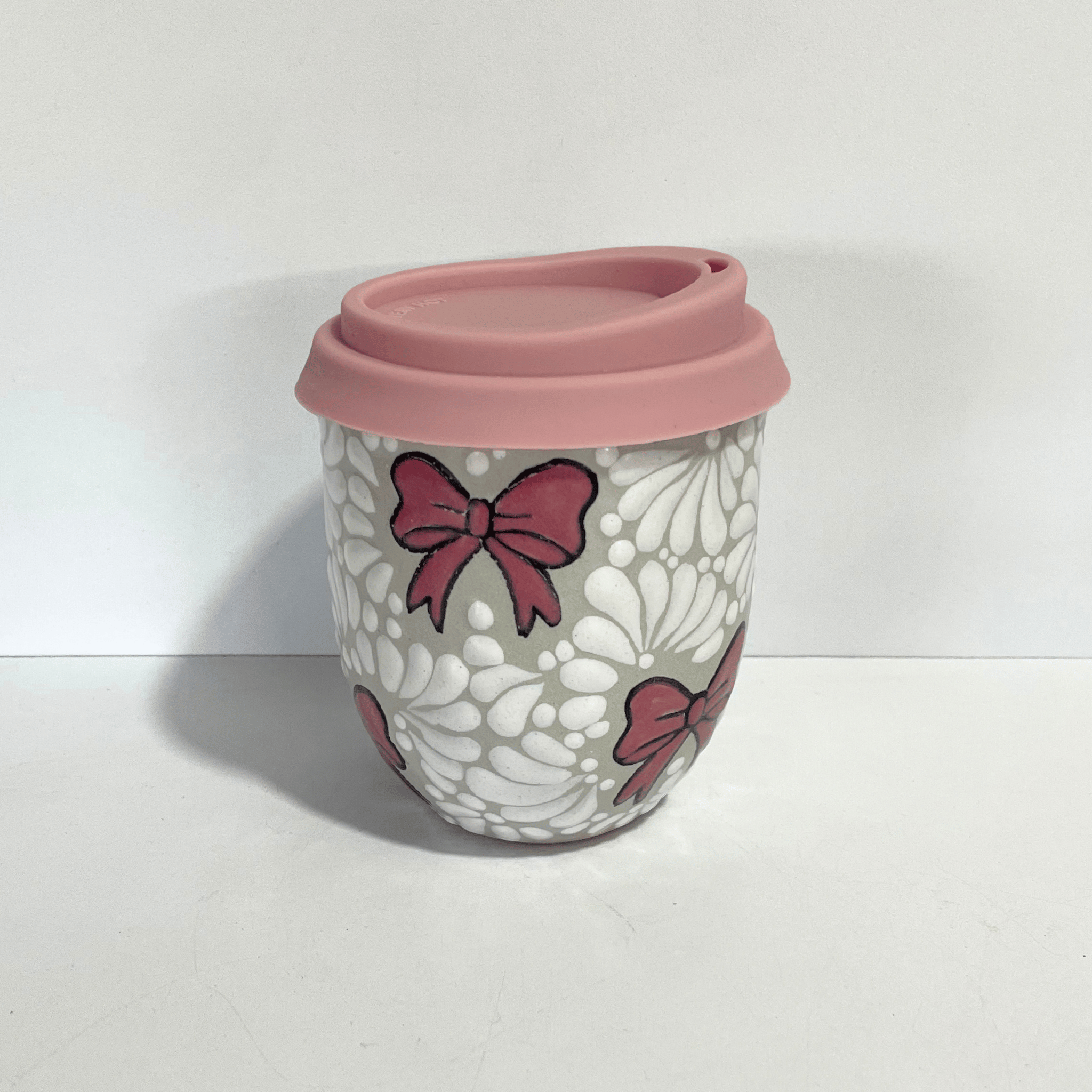 TERMO BOLITA FONDO TRADICIONAL MIK BLANCO MOÑOS ROSA