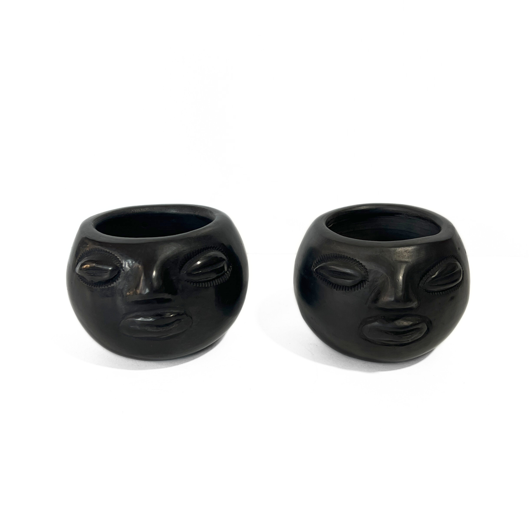 DUO MACETA MINI BARRO NEGRO CARITA