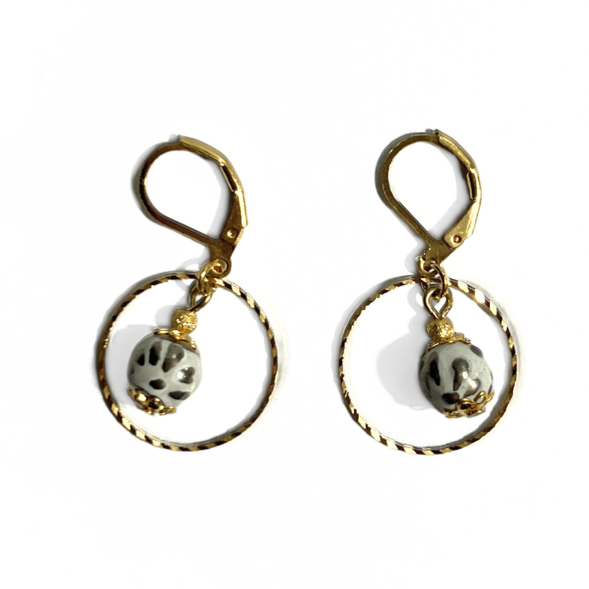 ARETES ARO ESFERA FONDO TRADICIONAL DESTELLOS DE PLATA
