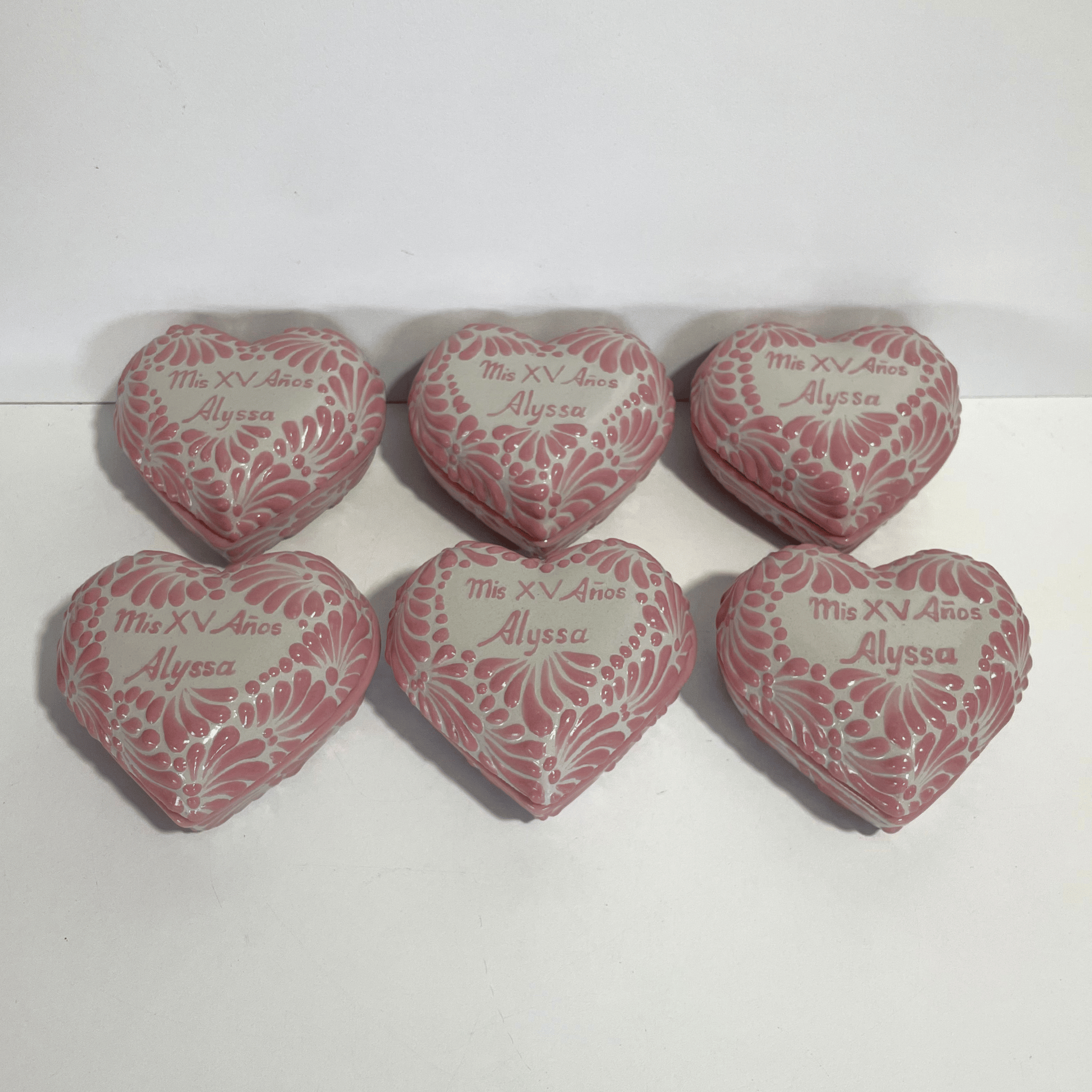 ALHAJERO GRANDE 16 CARACTERES FORMA DE CORAZON FONDO TRADICIONAL MIK ROSA
