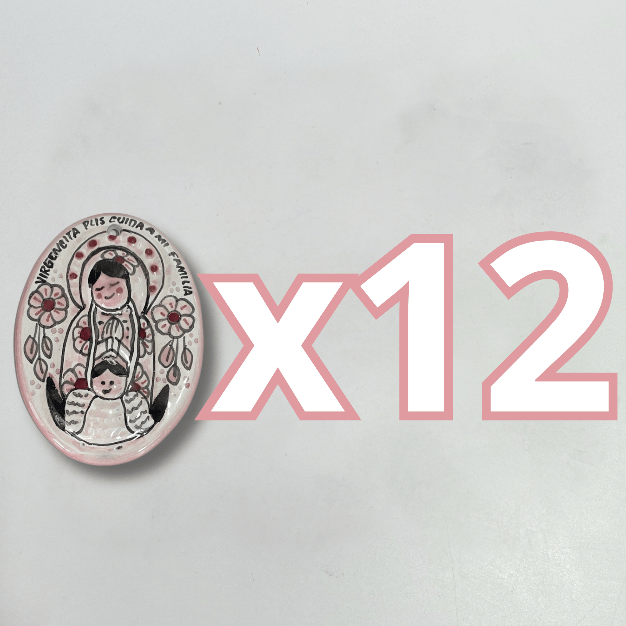 PAQUETE VIRGEN 10 CM FONDO BLANCO DECORADO ROSA NO INCLUYE PERSONALIZADO