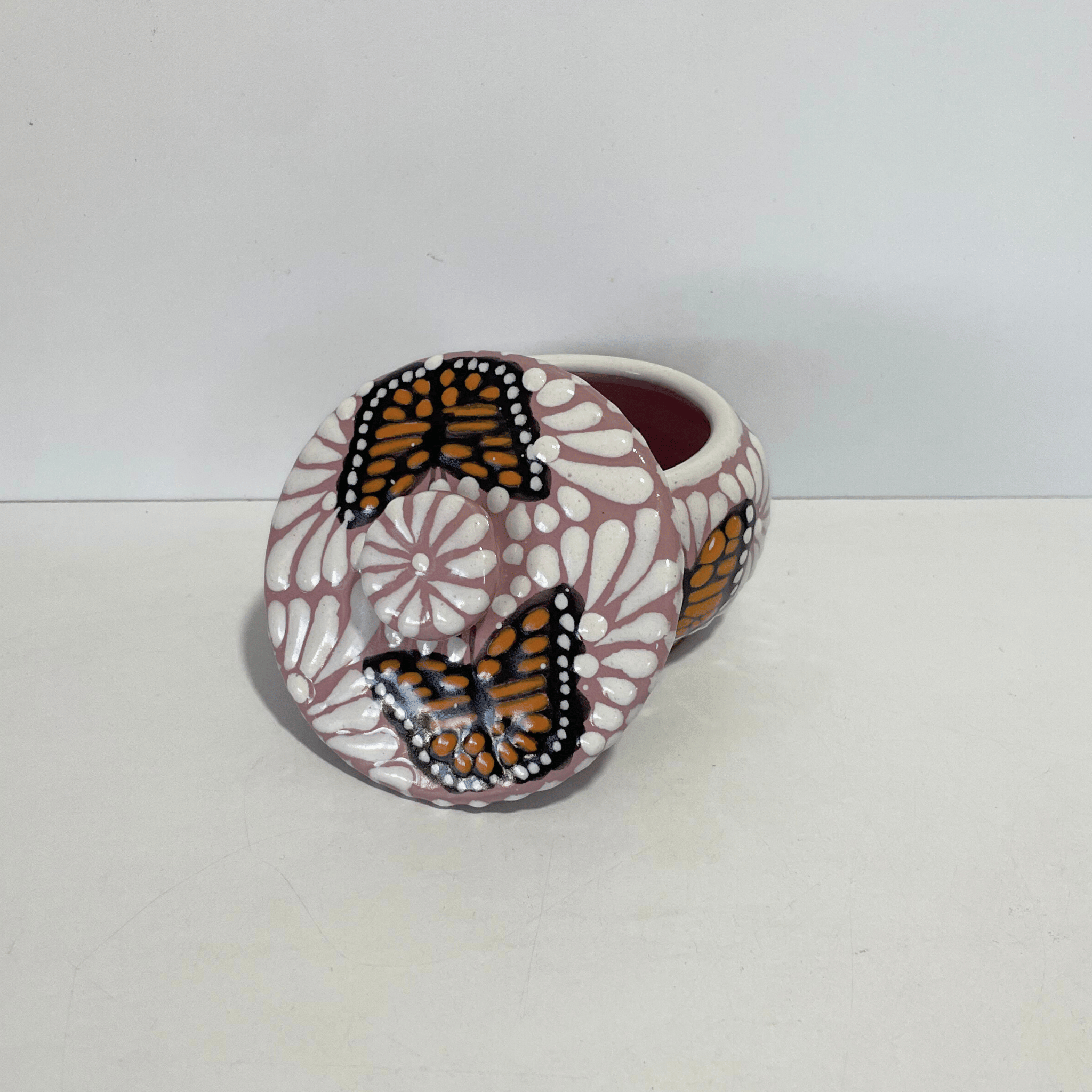 ALHAJERO TAPA BOTON NO PERSONALIZADO FONDO TRADICIONAL MIK ROSA MARIPOSAS