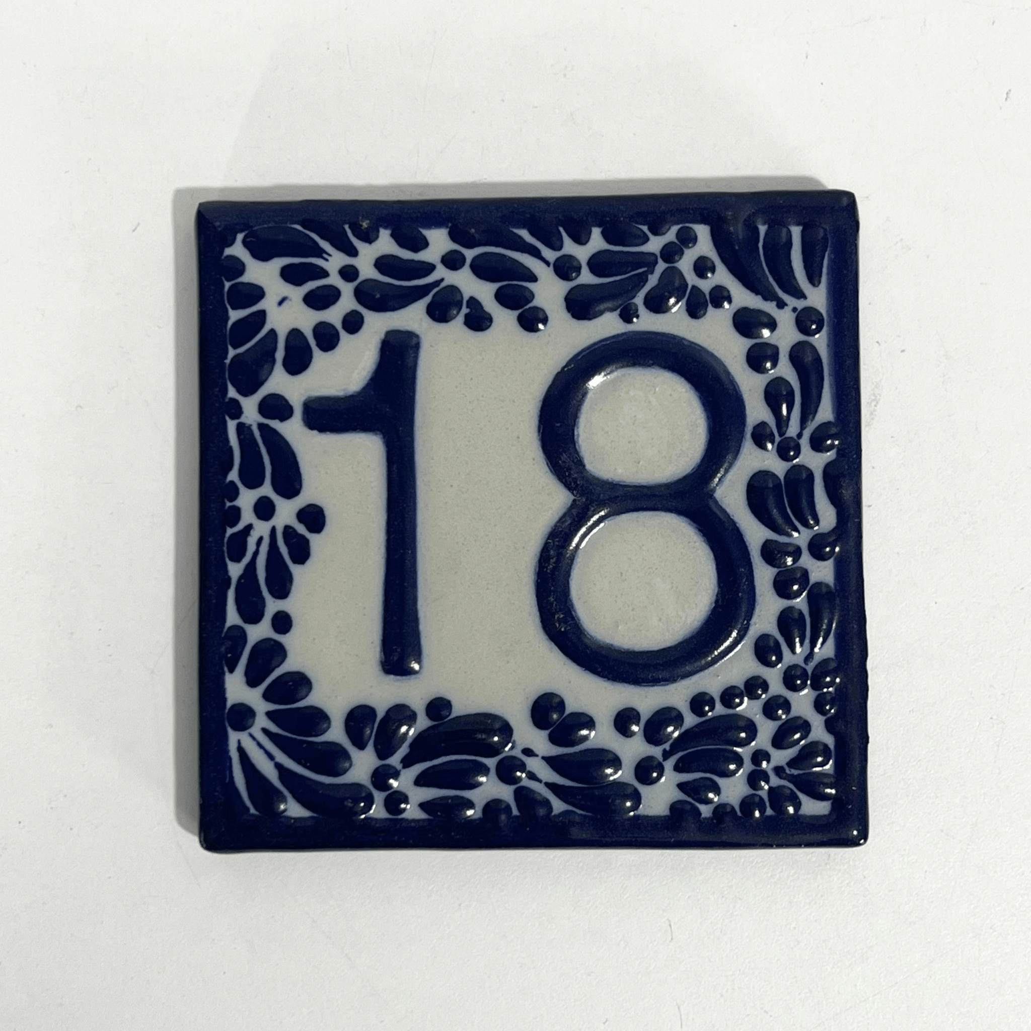 MOSAICO 10 CM NUMERO 18 PARA EXTERIOR FONDO TRADICIONAL MIK CENEFA AZUL COBALTO