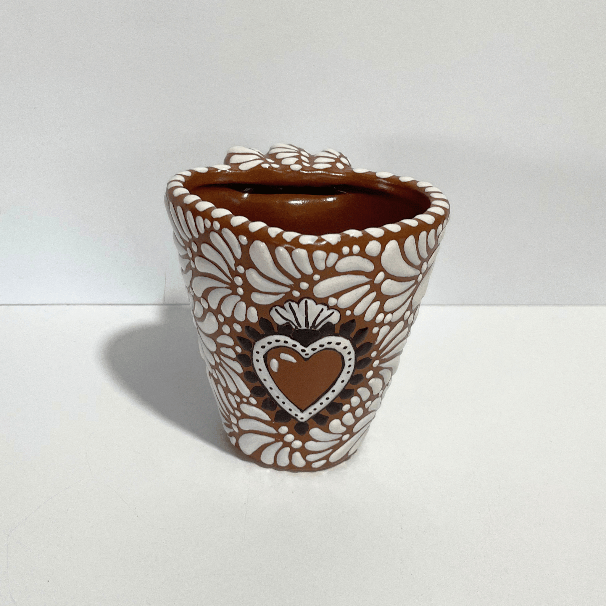 TAZA FORMA DE CORAZON FONDO CAFE MIK BLANCO SAGRADO CORAZON CAFE