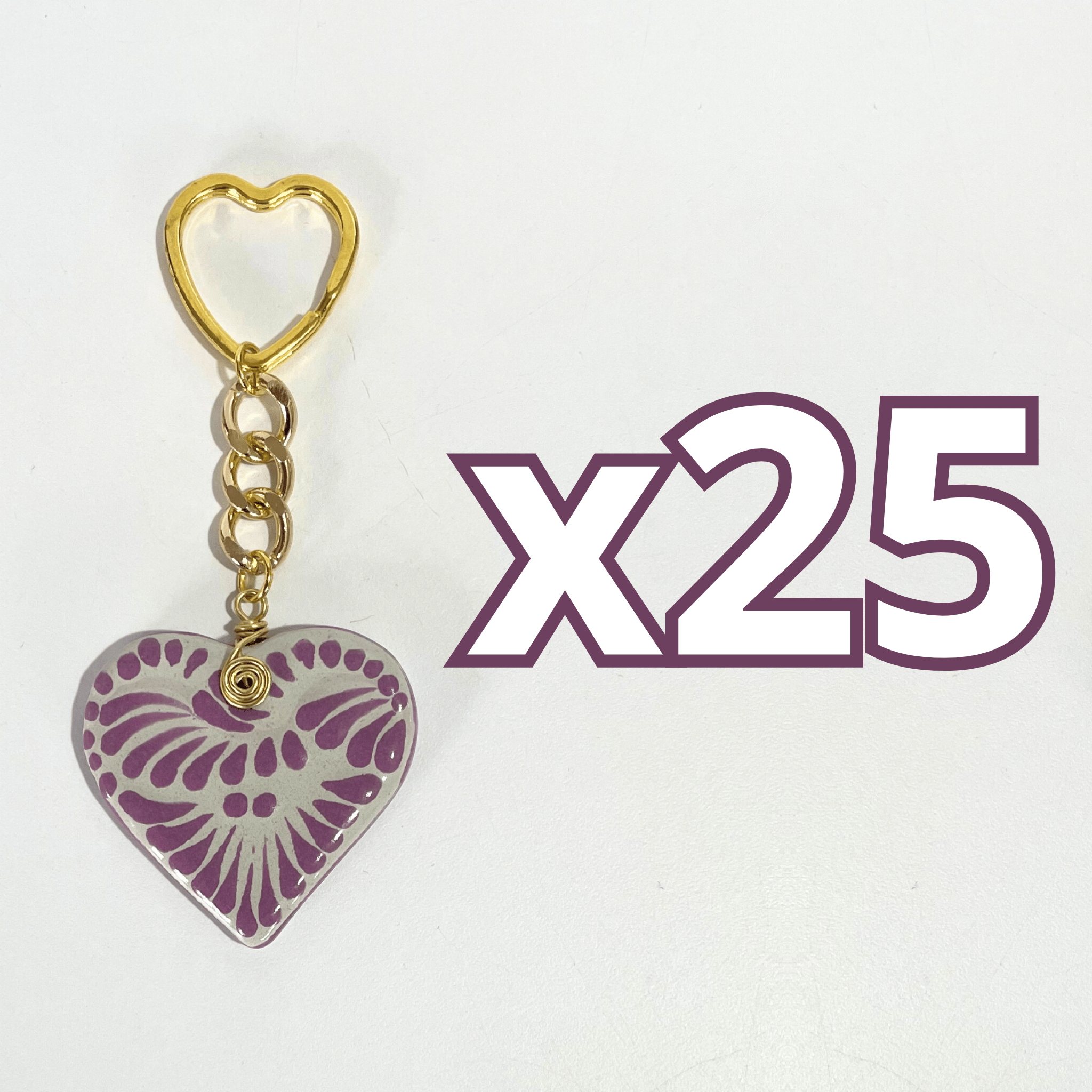 LLAVERO CORAZON PLANO CERRADO FONDO TRADICIONAL DECORADO MORADO