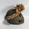 CALAVERA BARRO BORDADO Y AHUMADO