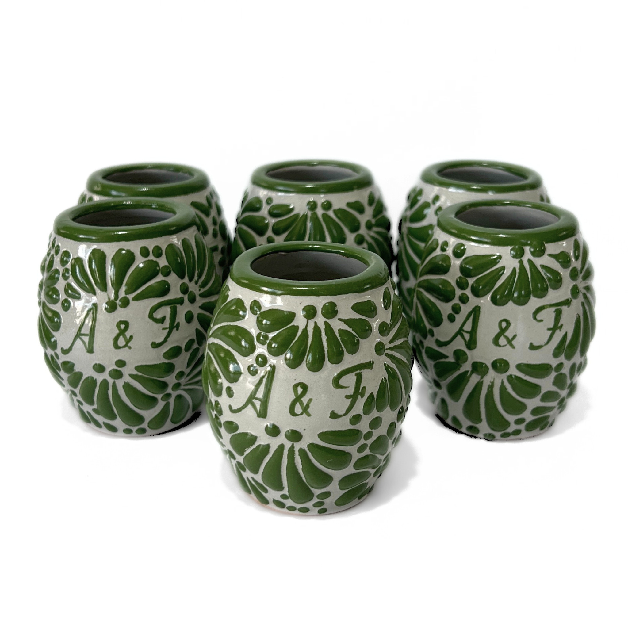 TEQUILERO BARRIL 8 CARACTERES FONDO TRADICIONAL MIK VERDE BANDERA INICIALES