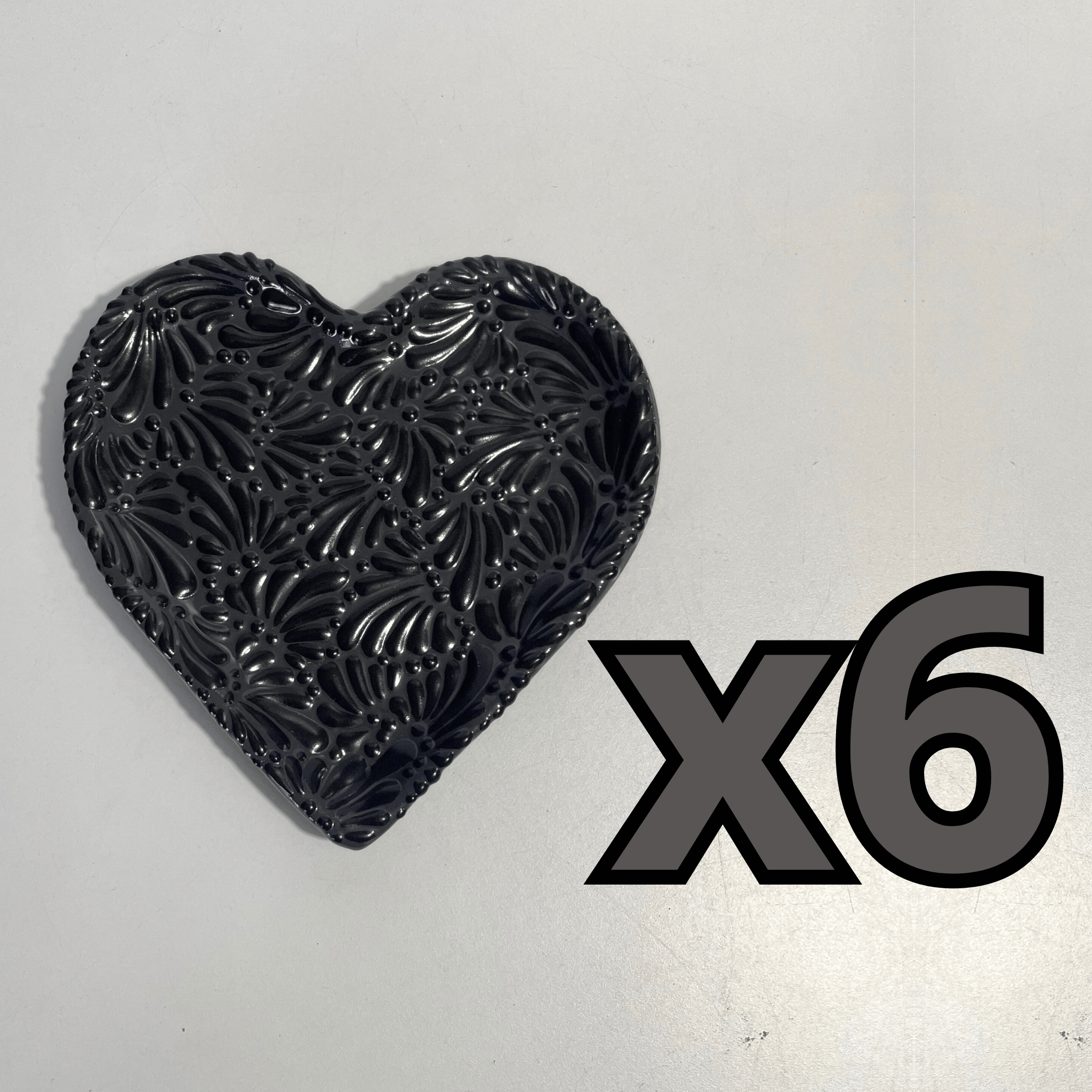 PLATO DE CORAZON 16 CM MIK SUPER BLACK