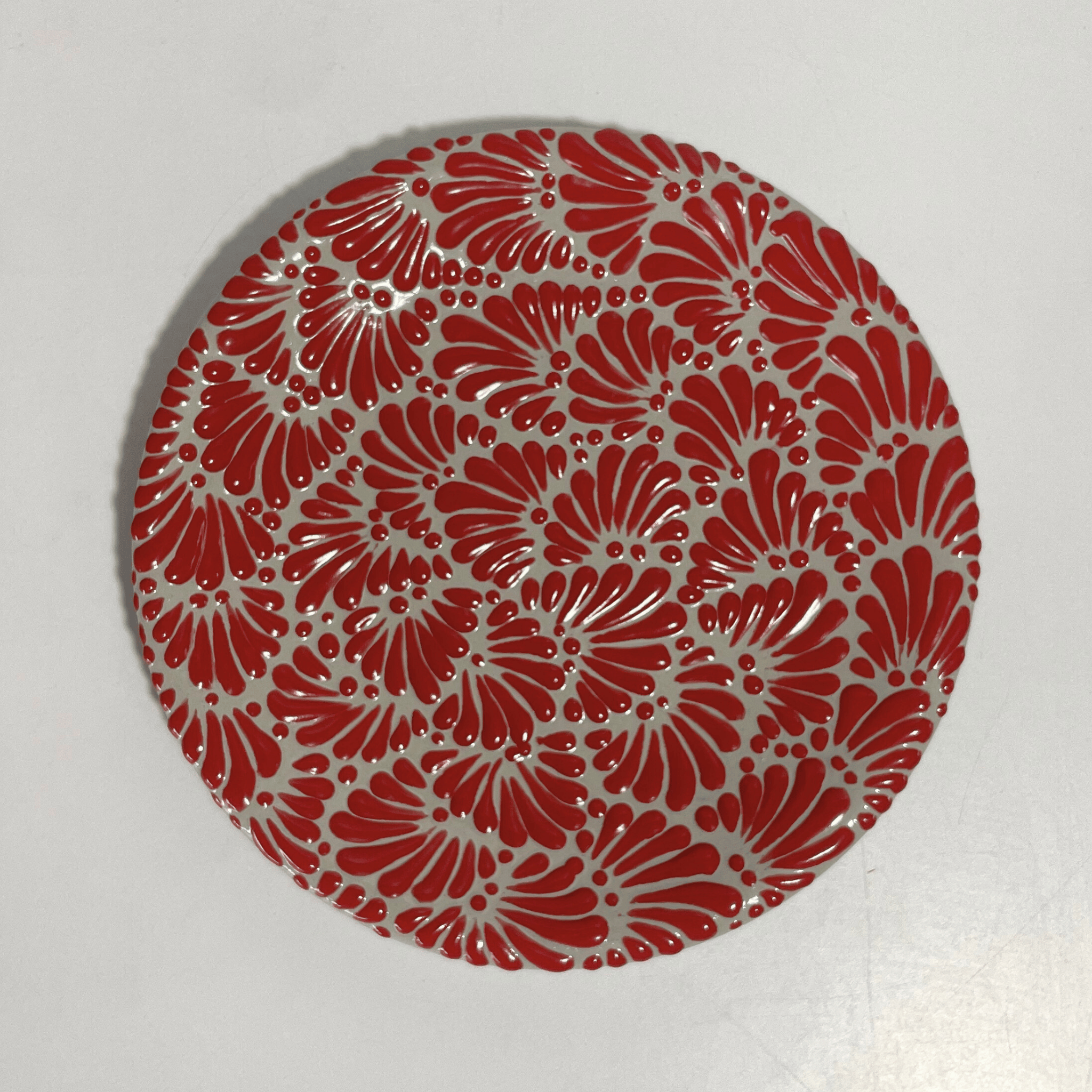 PLATO PLANO FONDO TRADICIONAL MIK ROJO
