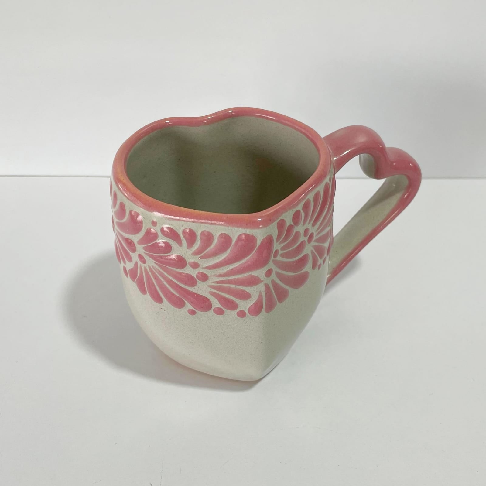 TAZA CORAZON CON ASA DE CORAZON FONDO TRADICIONAL MIK CENEFA ROSA