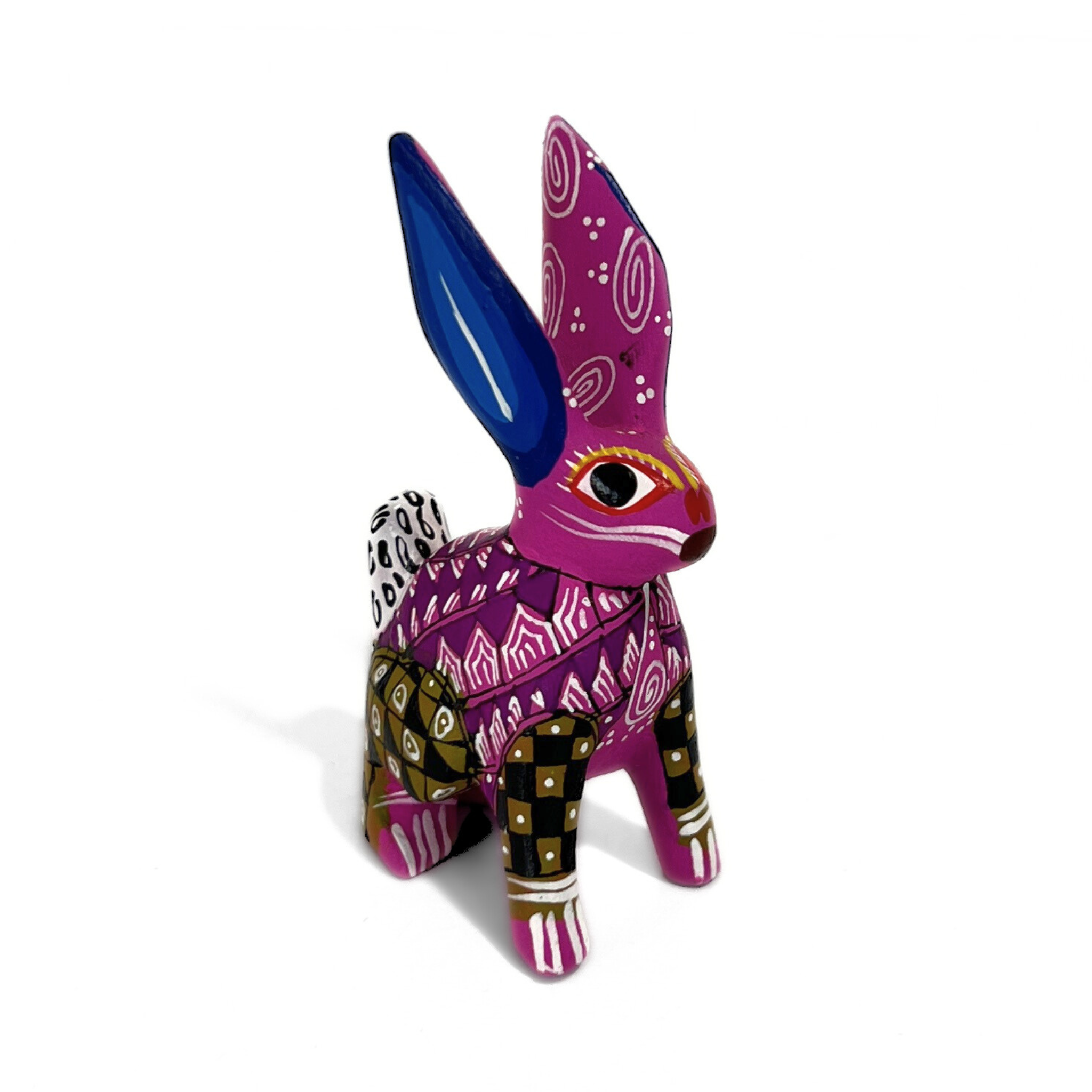 ALEBRIJE DE MADERA CONEJO ROSA CON. MORADO OREJAS AZULES