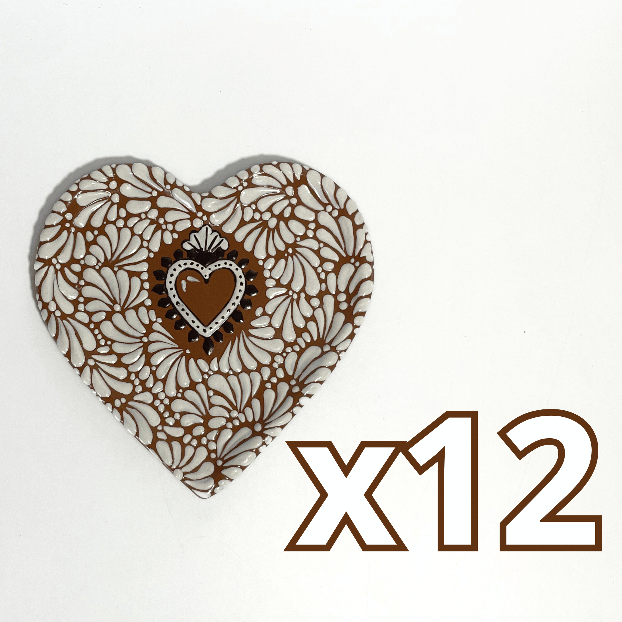 PLATO DE CORAZON 16 CM FONDO CAFE MIK BLANCO SAGRADO COREAZON CAFE