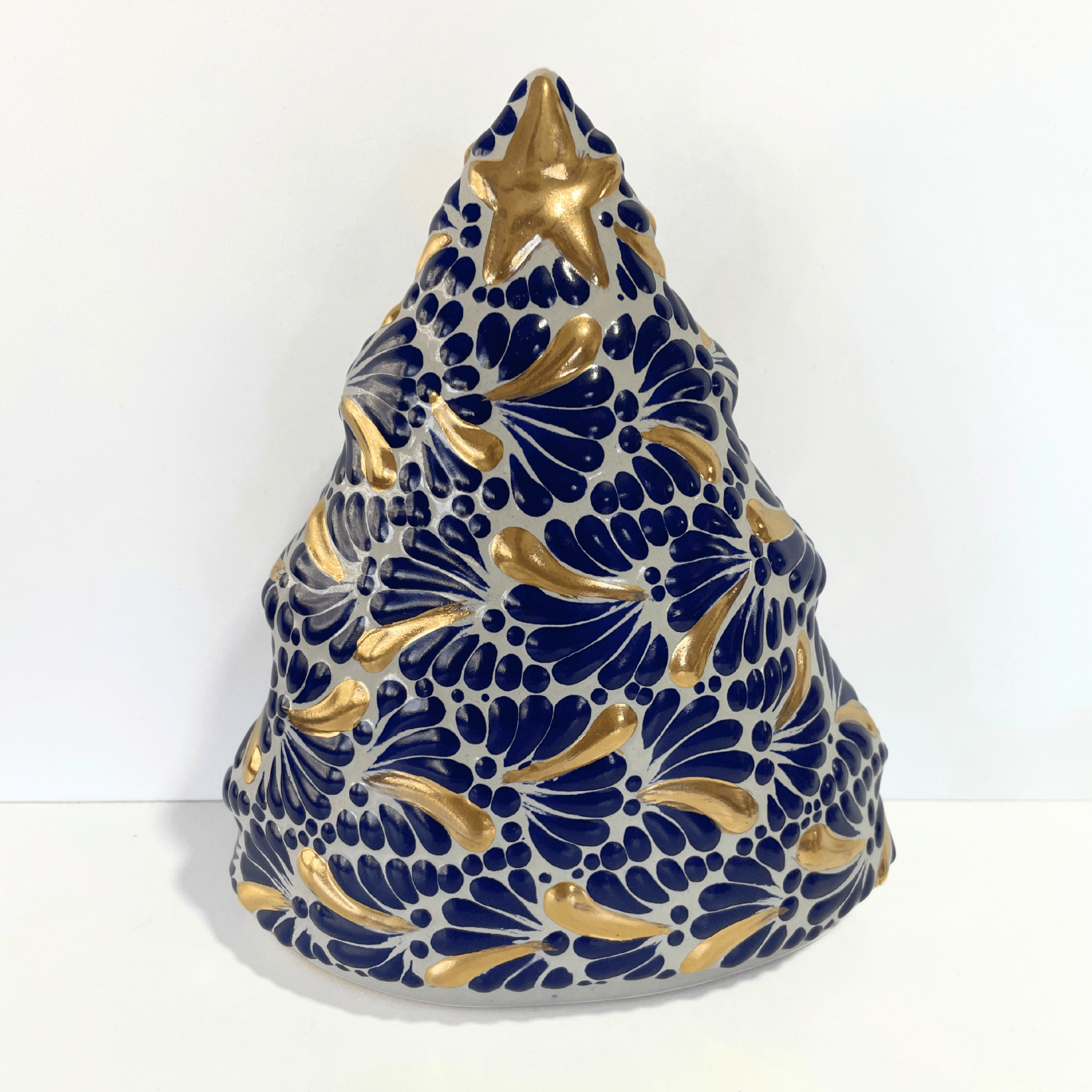 NACIMIENTO ARBOLITO FONDO TRADICIONAL MIK AZUL COBALTO DESTELLOS DE ORO