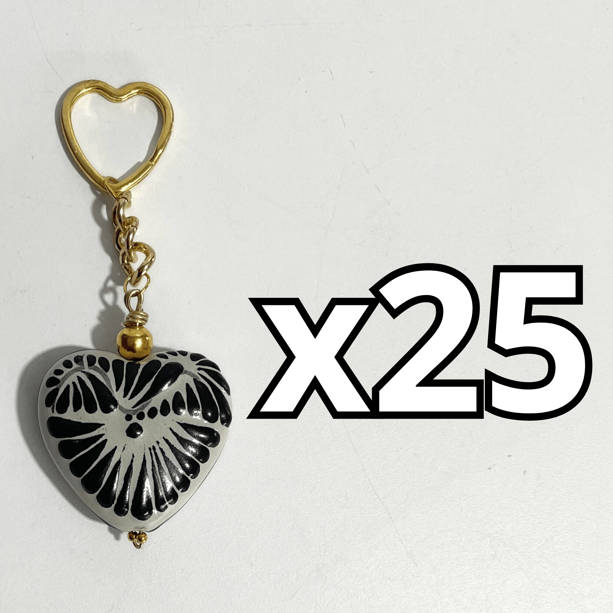 LLAVERO CORAZON 5 CM TRIDIMENSIONAL FONDO TRADICIONAL CENEFA NEGRO