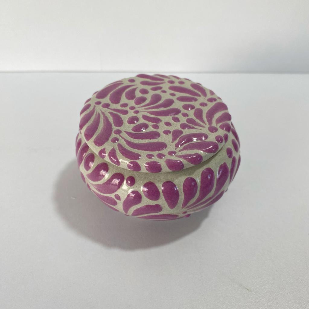 ALHAJERO TAPA PLANA FONDO BLANCO DECORADO MORADO MIK