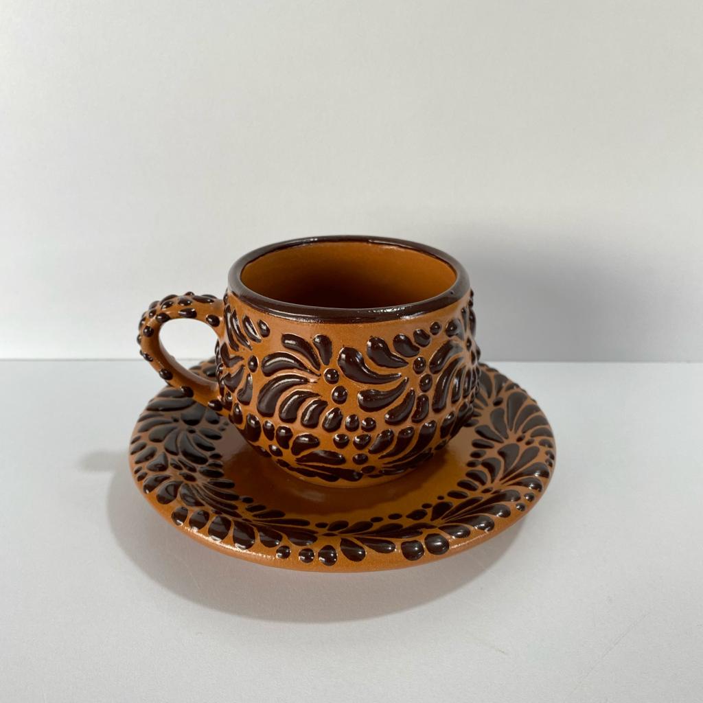 SET TAZA CHOCOLATERA MEDIANA Y PLATO 15 CM FONDO CAFÉ CHOCOLATE