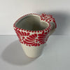 TAZA FORMA DE CORAZON FONDO TRADICIONAL DECORADO ROJO