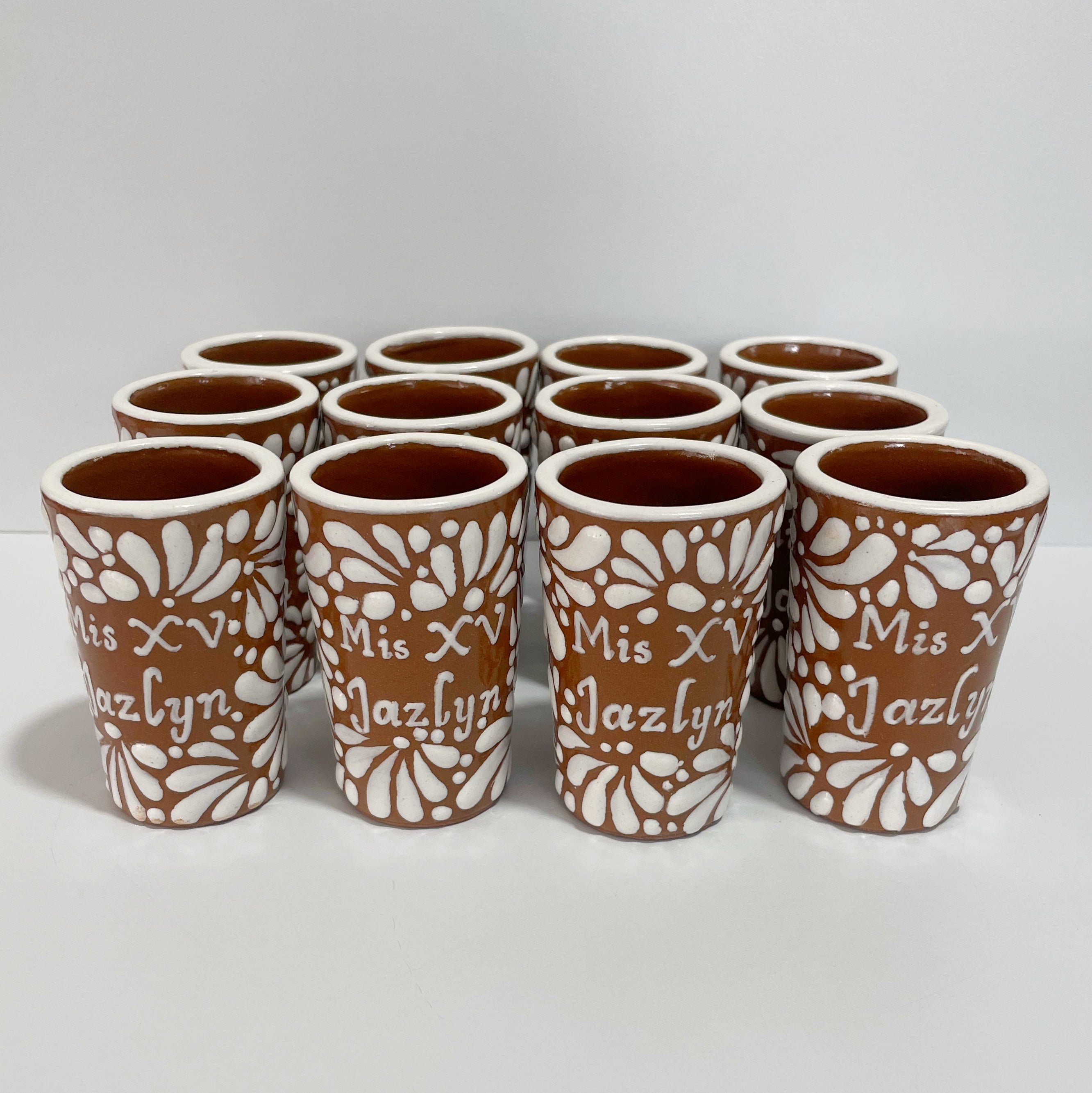 TEQUILERO PERSONALIZADO FONDO CAFE MIK BLANCO MIS XV NOMBRE