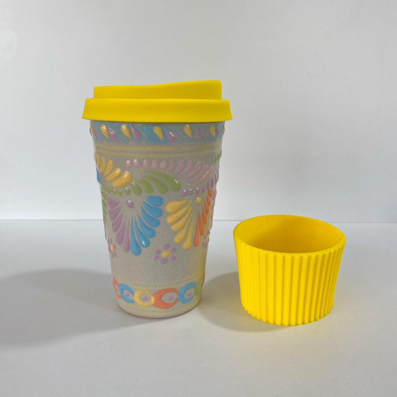 TERMO 15 CM COLORES PASTEL TAPA AMARILLA