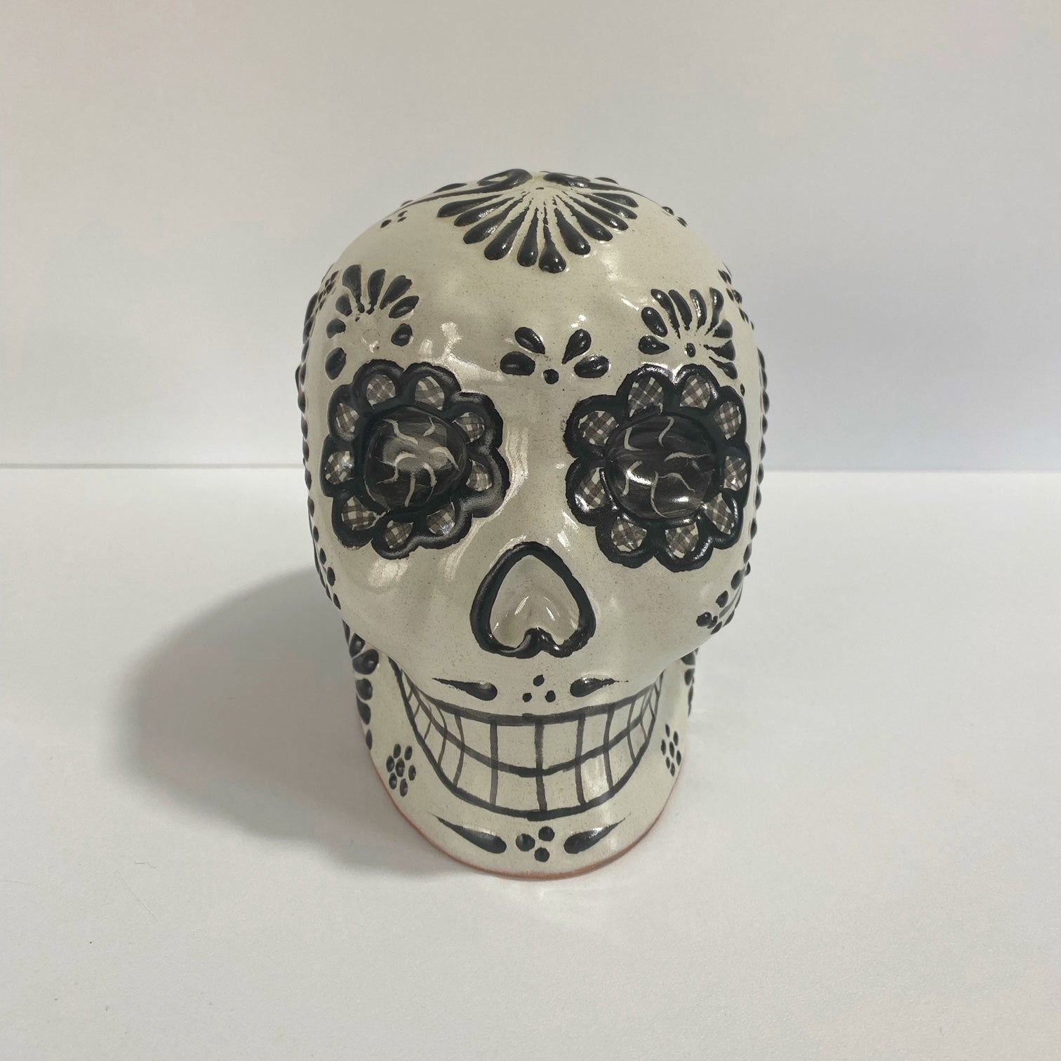 CALAVERA GRANDE FONDO TRADICIONAL DECORADO NEGRO CENEFA