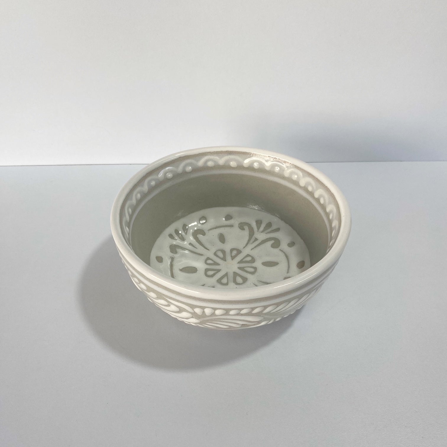 TAZON FONDO TRADICIONAL CENEFA BLANCO