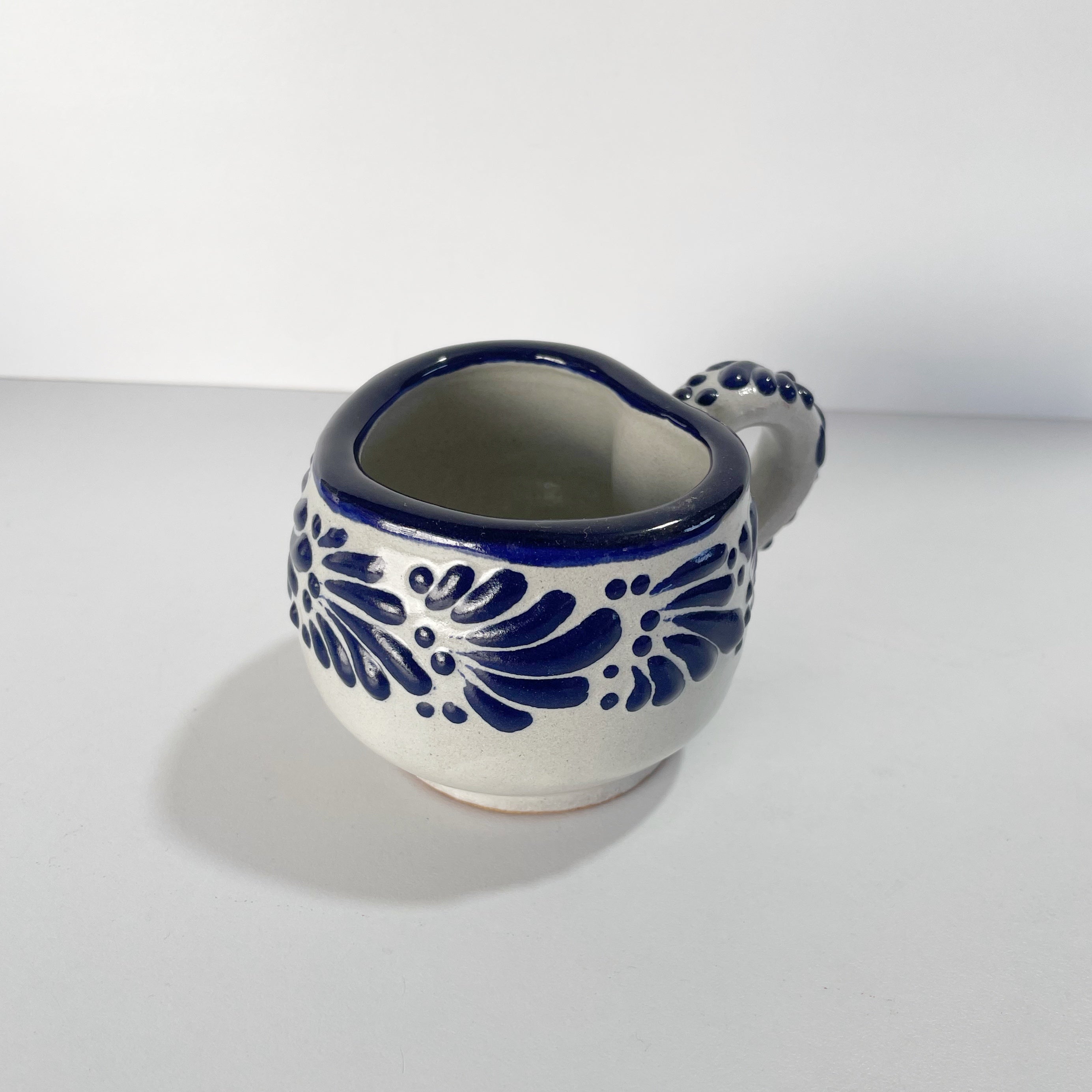 TAZA FORMA DE CORAZON CHOCOLATERA CHICA CENEFA MIK AZUL COBALTO