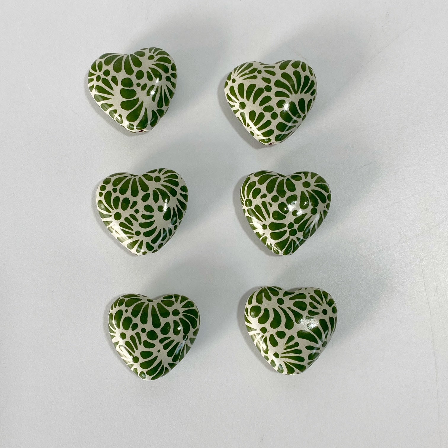 CORAZON INFLADO TRIDIMENSIONAL 5 CM FONDO BLANCO MIK VERDE BANDERA