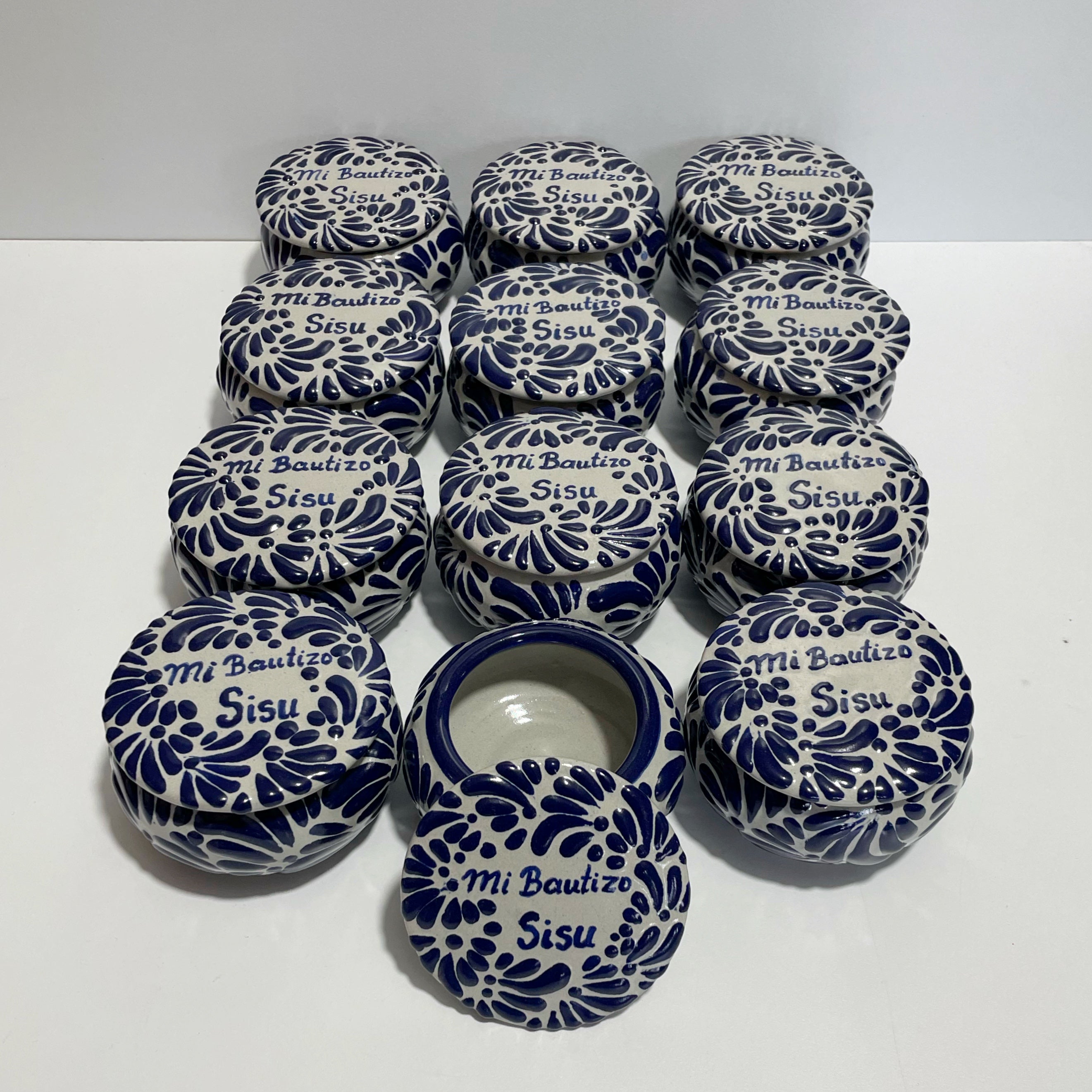 PAQUETE ALHAJERO TAPA PLANA PERSONALIZADO FONDO BLANCO MIK AZUL COBALTO MI BAUTIZO NOMBRE