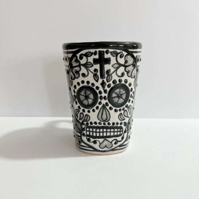 TAZA SEMI CUADRADA CALAVERA BLANCO CON NEGRO