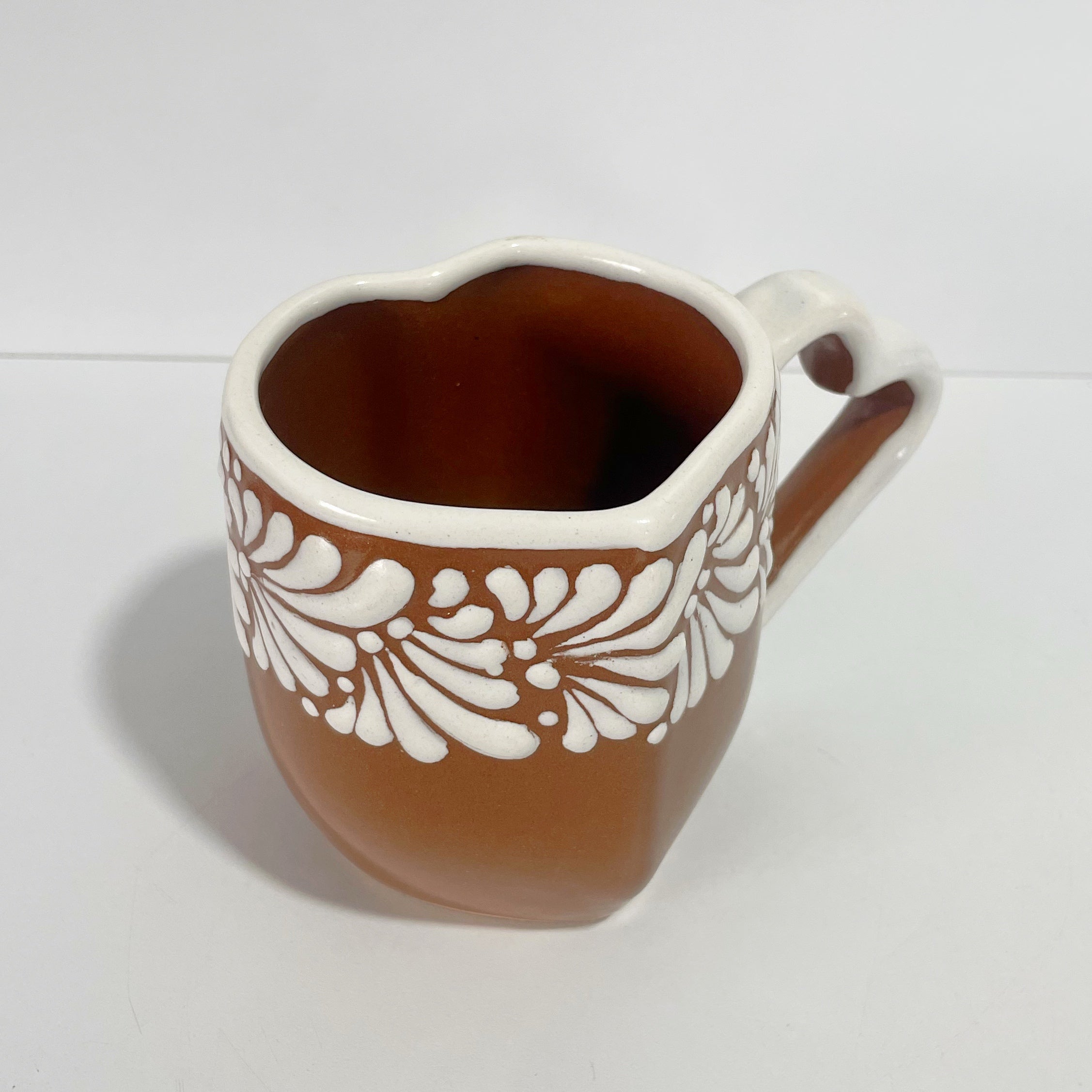 TAZA CORAZON CON ASA DE CORAZON FONDO CAFE MIK CENEFA BLANCO
