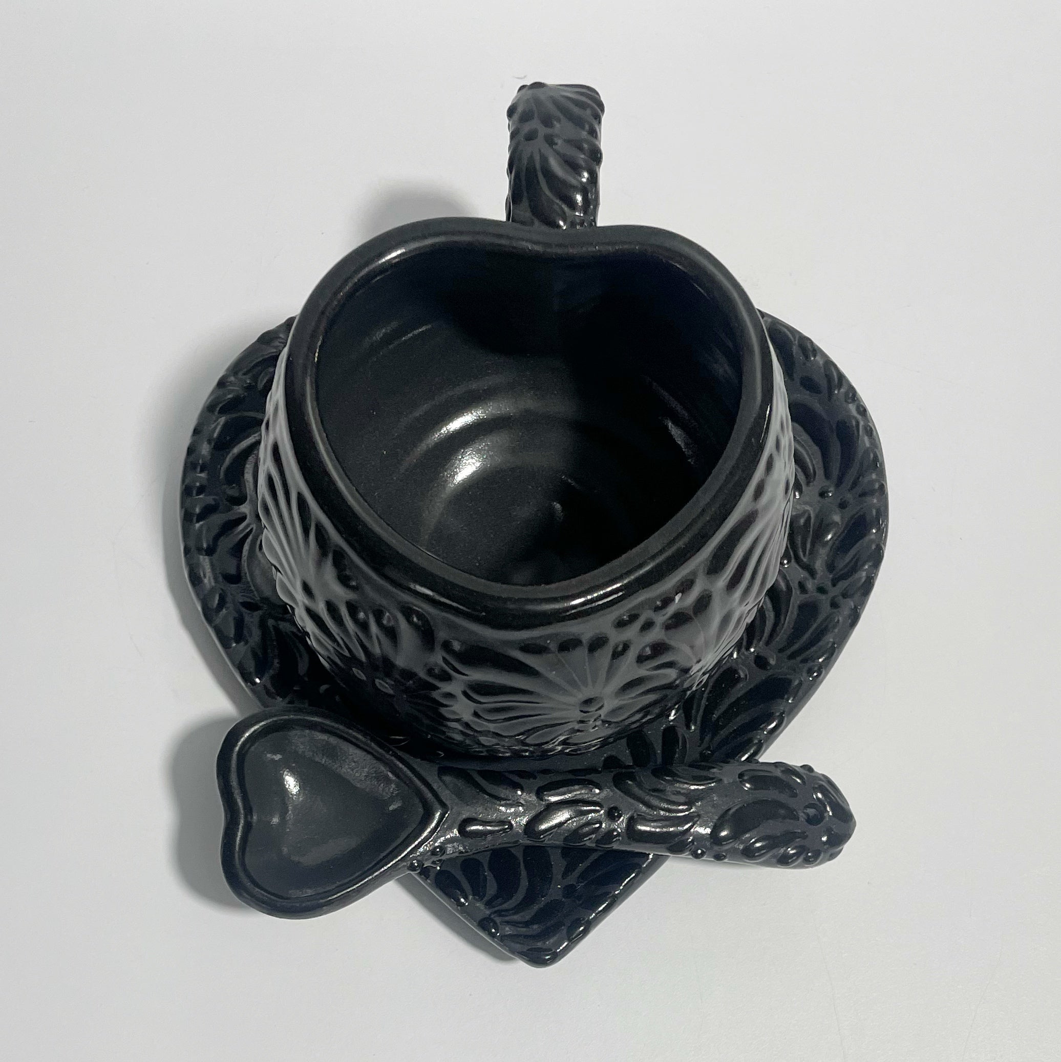 SET 3 PIEZAS TAZA FORMA CORAZON CHOCO GRANDE MIK SUPER BLACK