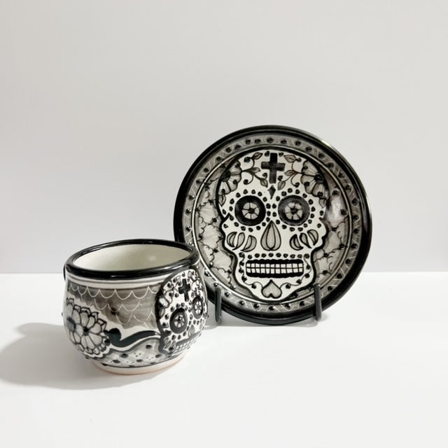 SET TAZA CHOCOLATERA MEDIANA, CALAVERA.